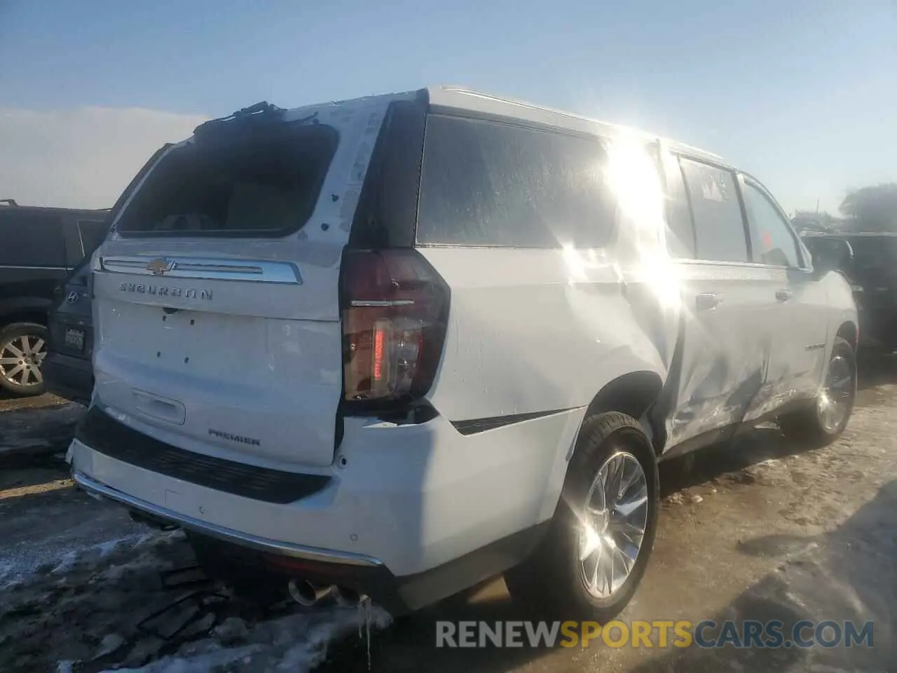 3 fotografías del automóvil dañado 1GNSKFKD5NR190281 CHEVROLET SUBURBAN 2022