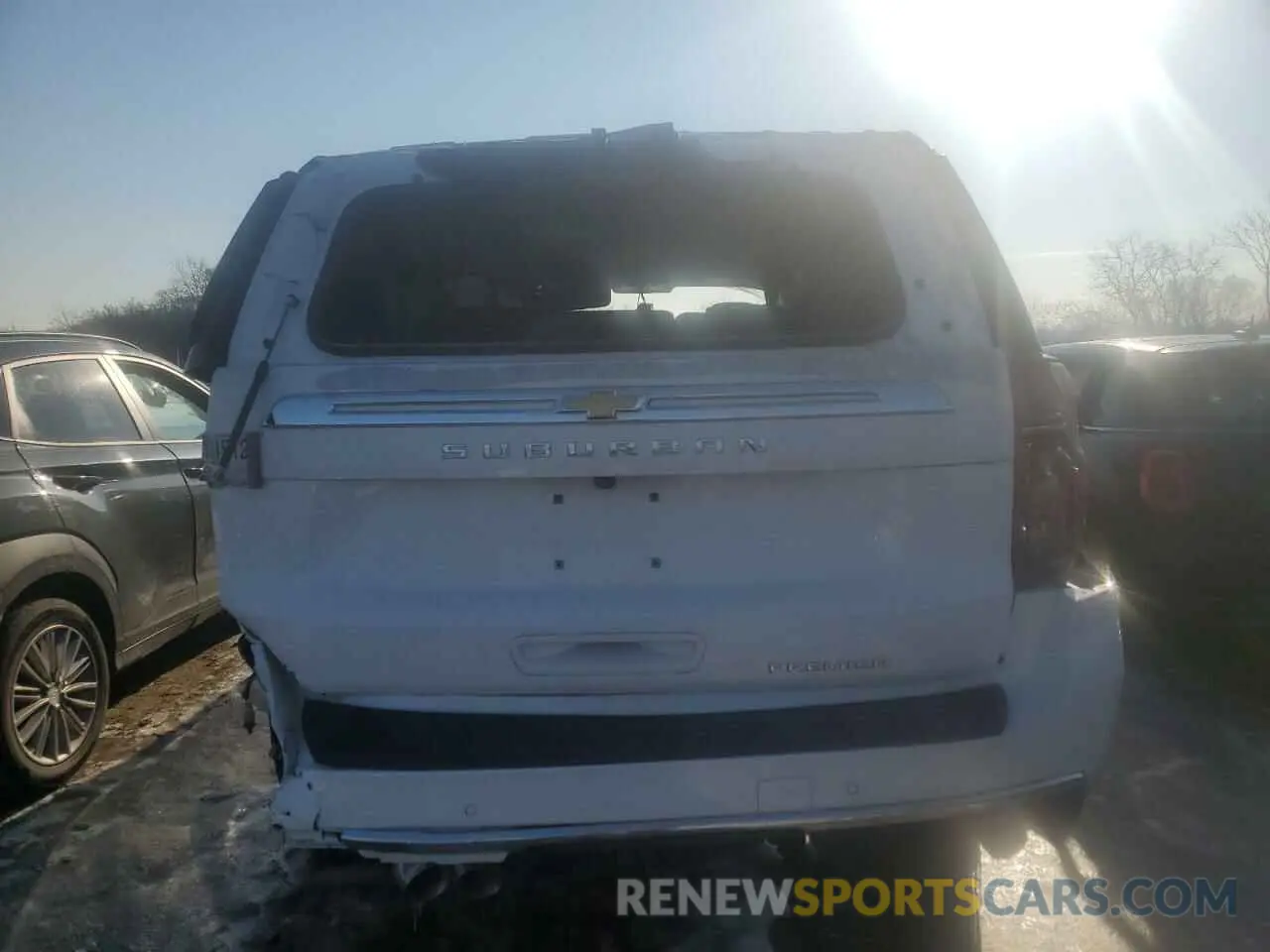 6 fotografías del automóvil dañado 1GNSKFKD5NR190281 CHEVROLET SUBURBAN 2022