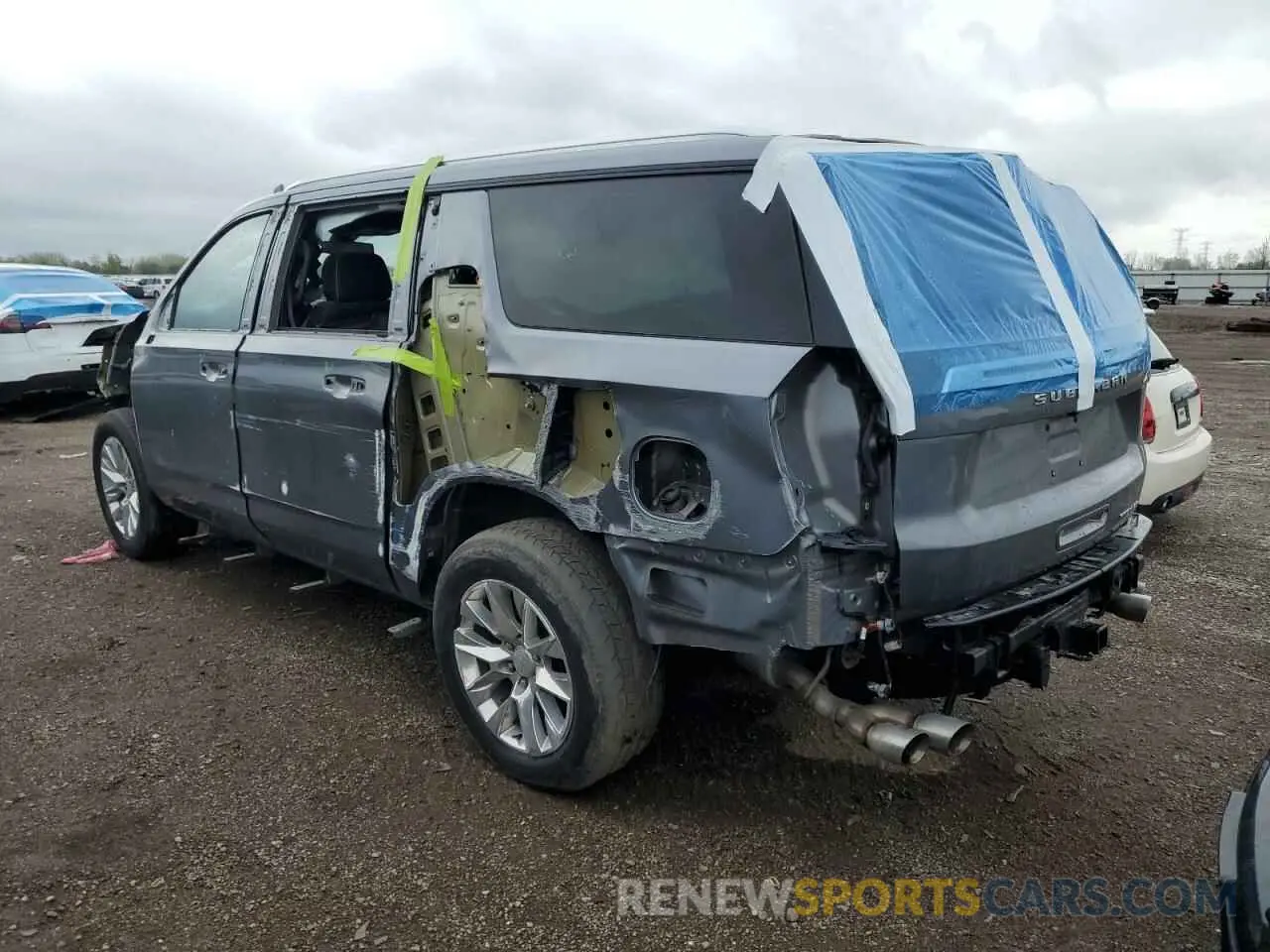 2 fotografías del automóvil dañado 1GNSKFKD9NR209544 CHEVROLET SUBURBAN 2022