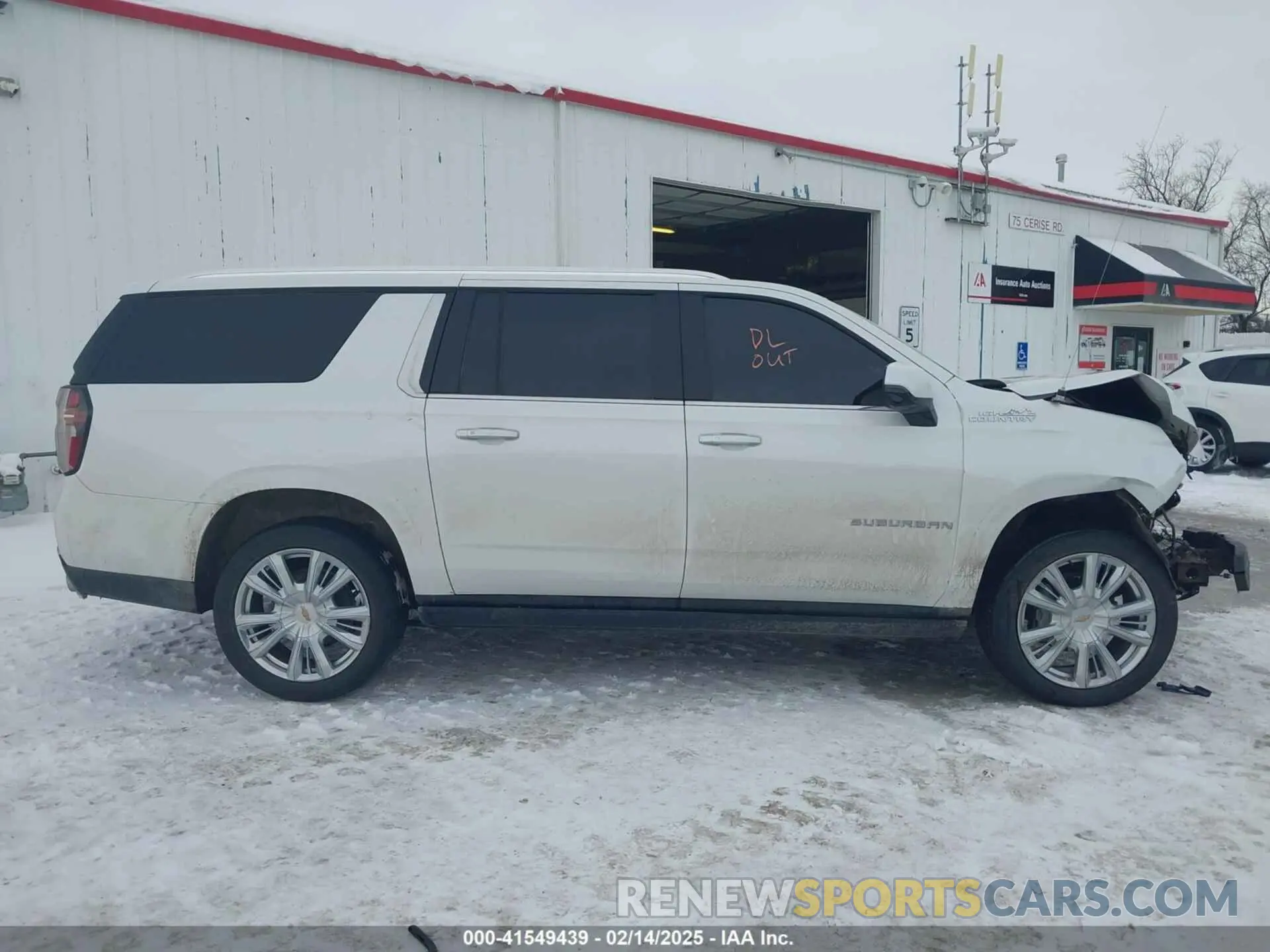 14 fotografías del automóvil dañado 1GNSKGKLXNR151036 CHEVROLET SUBURBAN 2022