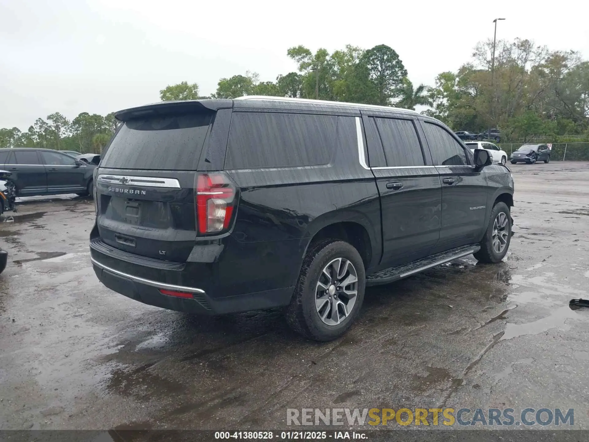 4 fotografías del automóvil dañado 1GNSCCKD3PR323344 CHEVROLET SUBURBAN 2023