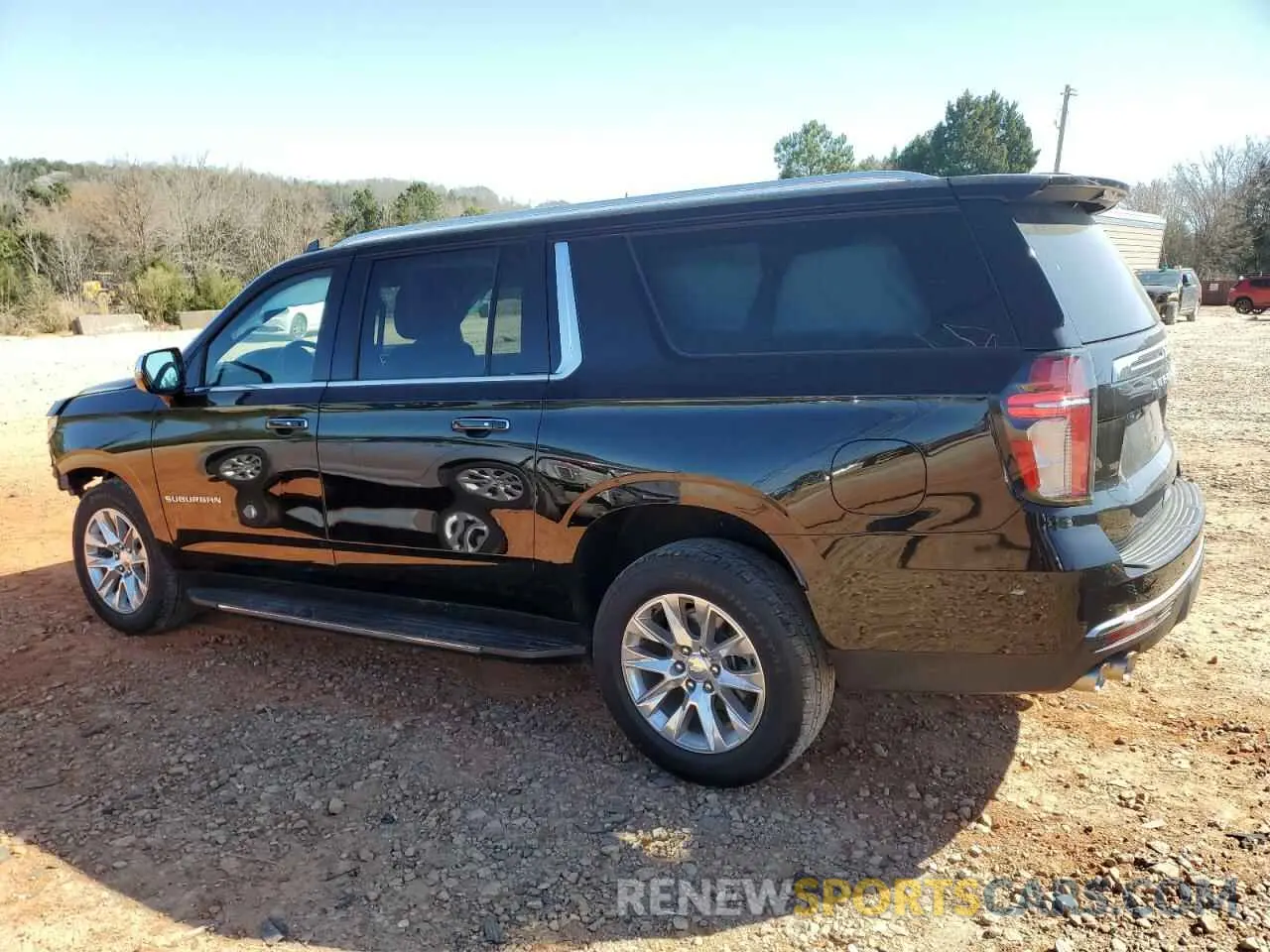 2 fotografías del automóvil dañado 1GNSCFKD1PR135410 CHEVROLET SUBURBAN 2023