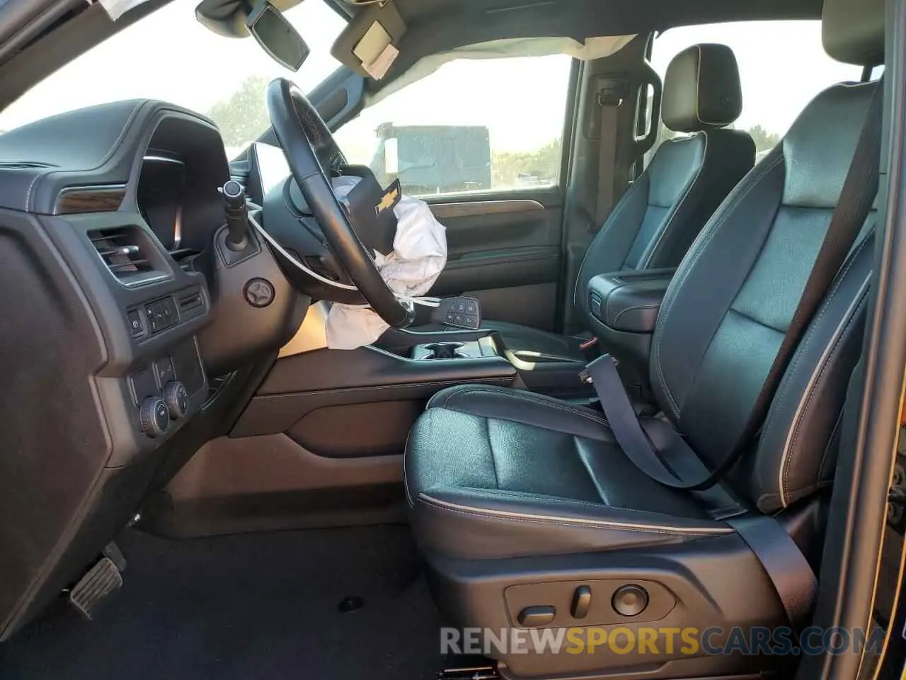 7 fotografías del automóvil dañado 1GNSCFKD1PR135410 CHEVROLET SUBURBAN 2023