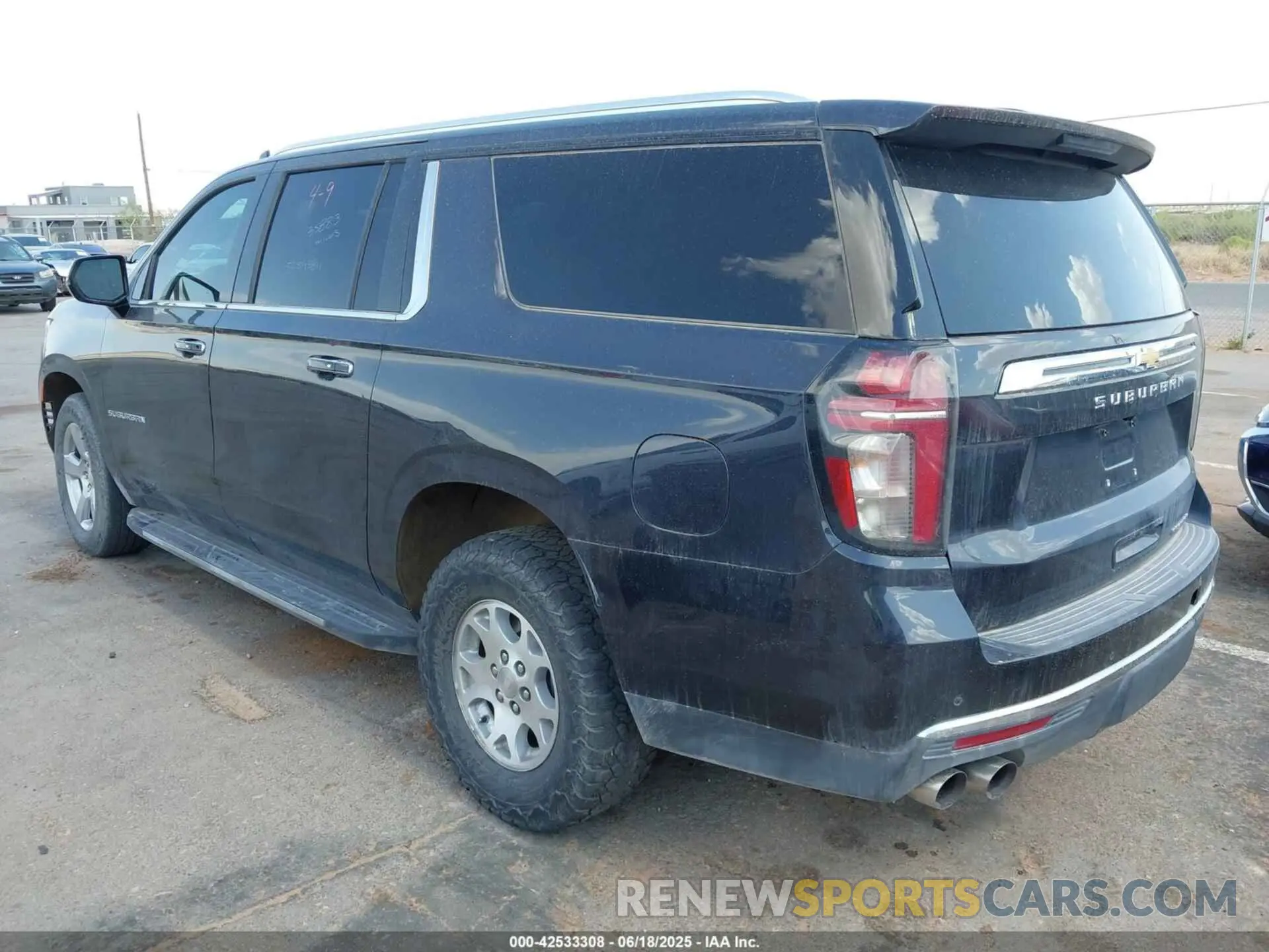 3 fotografías del automóvil dañado 1GNSCFKD4PR364065 CHEVROLET SUBURBAN 2023