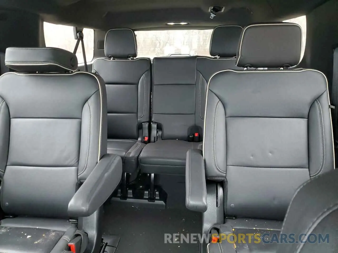 10 fotografías del automóvil dañado 1GNSCFKDXPR544957 CHEVROLET SUBURBAN 2023