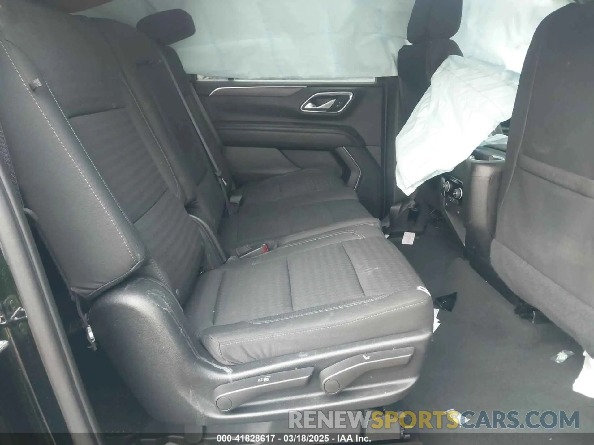 8 fotografías del automóvil dañado 1GNSKBKD7PR110930 CHEVROLET SUBURBAN 2023