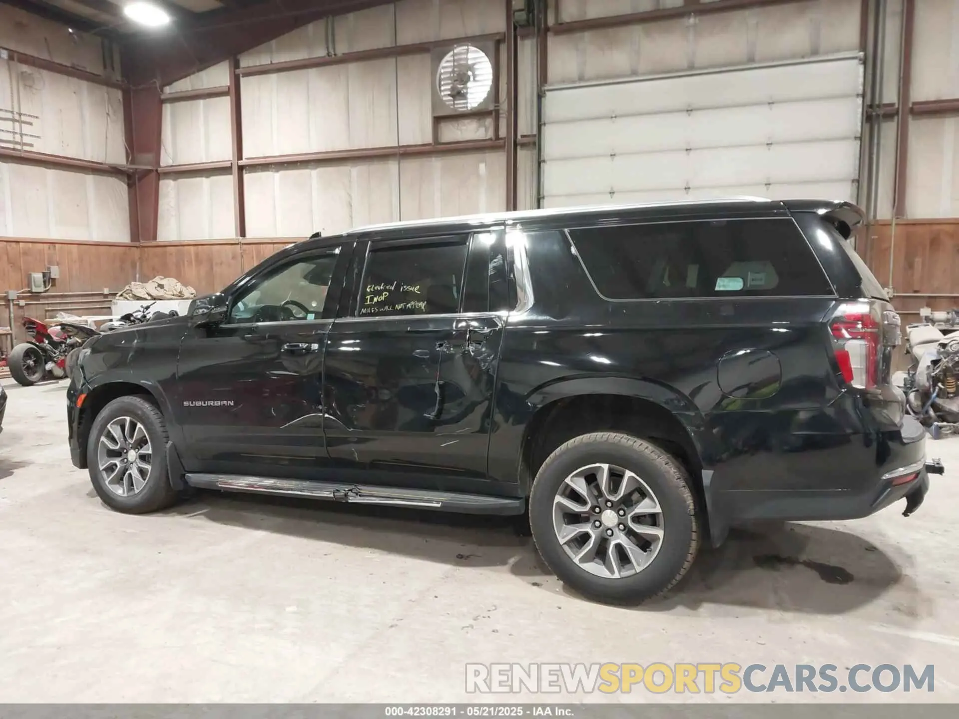 15 fotografías del automóvil dañado 1GNSKCKD0PR207313 CHEVROLET SUBURBAN 2023