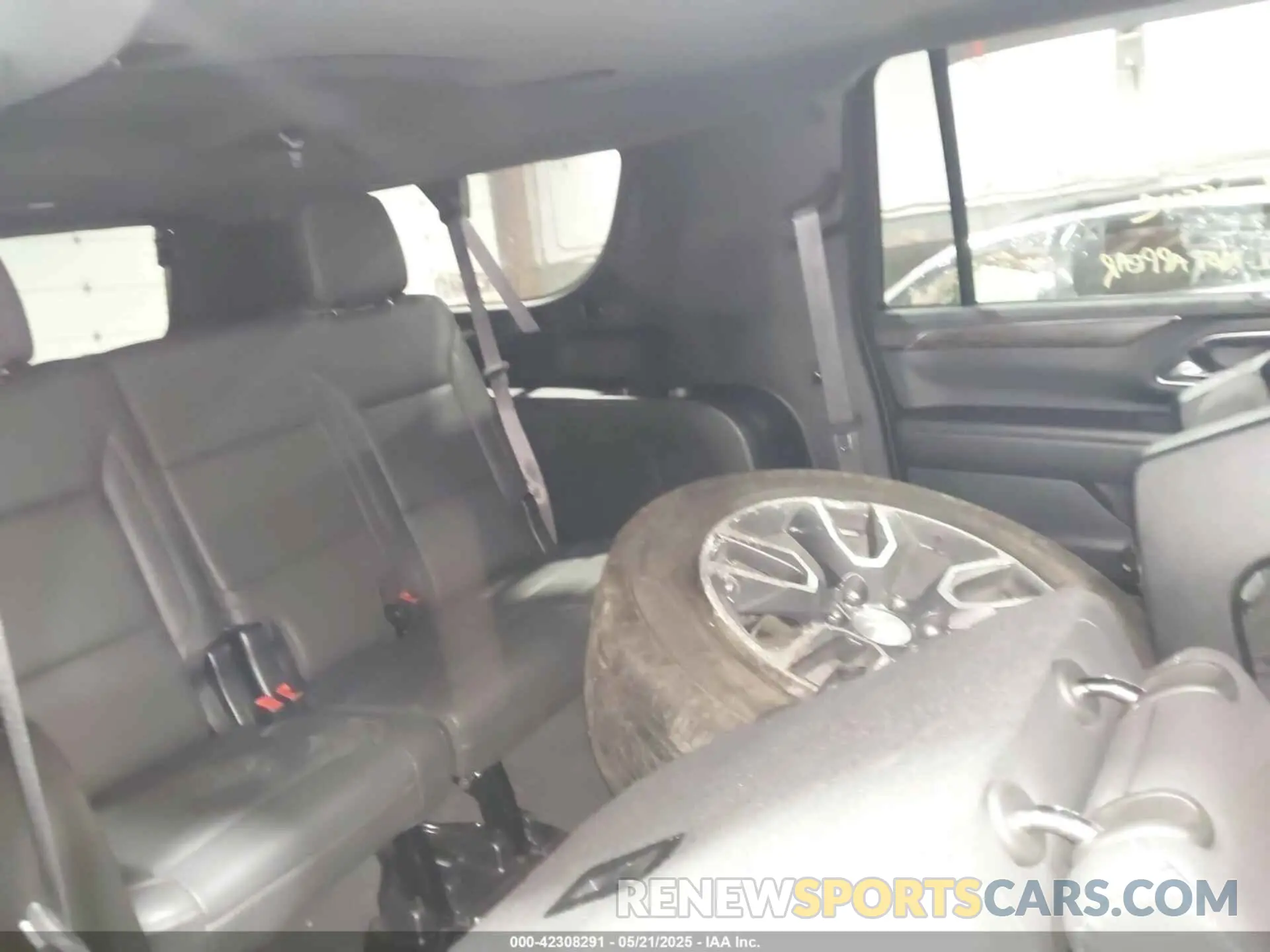 8 fotografías del automóvil dañado 1GNSKCKD0PR207313 CHEVROLET SUBURBAN 2023