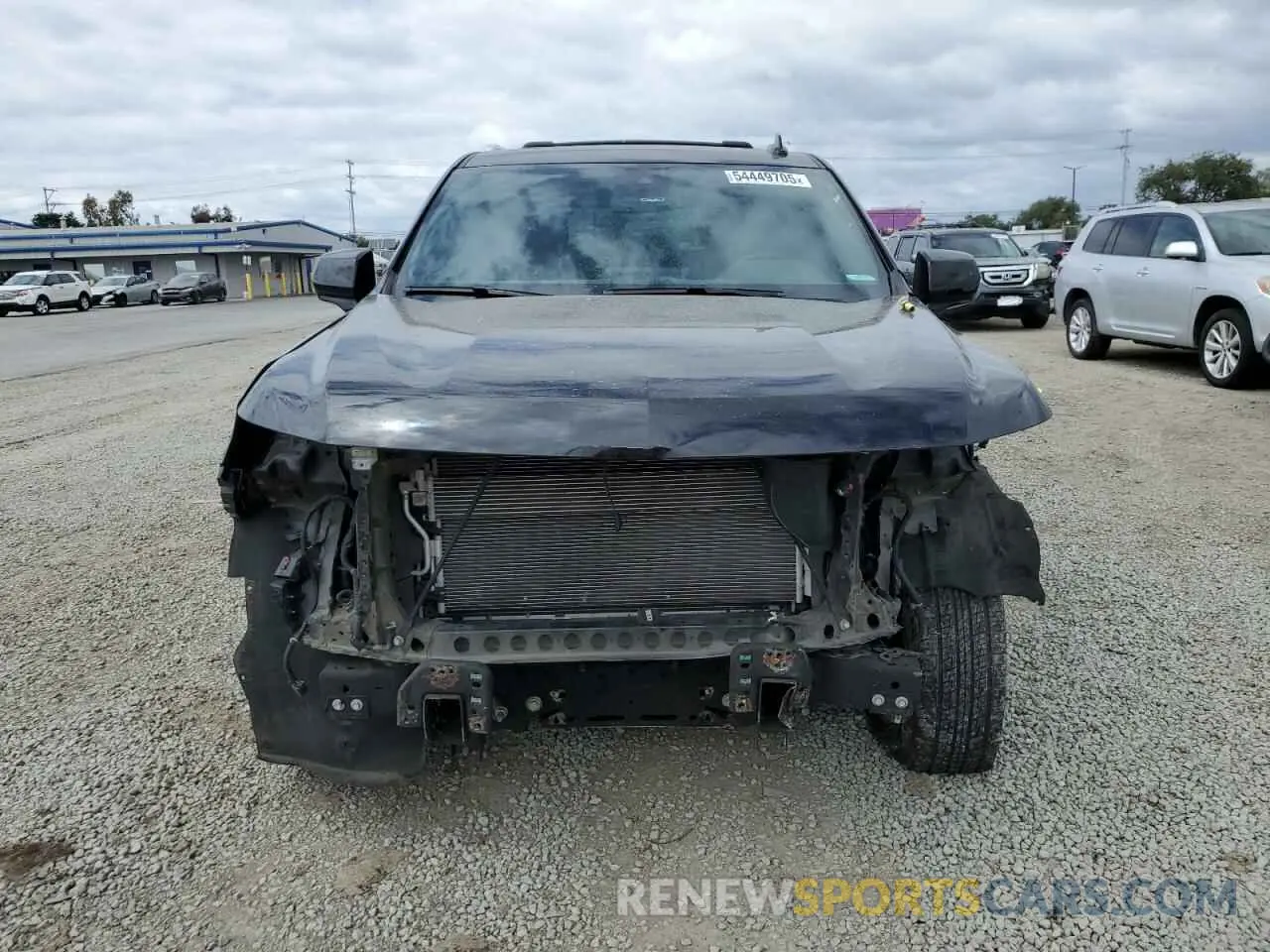 5 fotografías del automóvil dañado 1GNSKCKD4PR175272 CHEVROLET SUBURBAN 2023