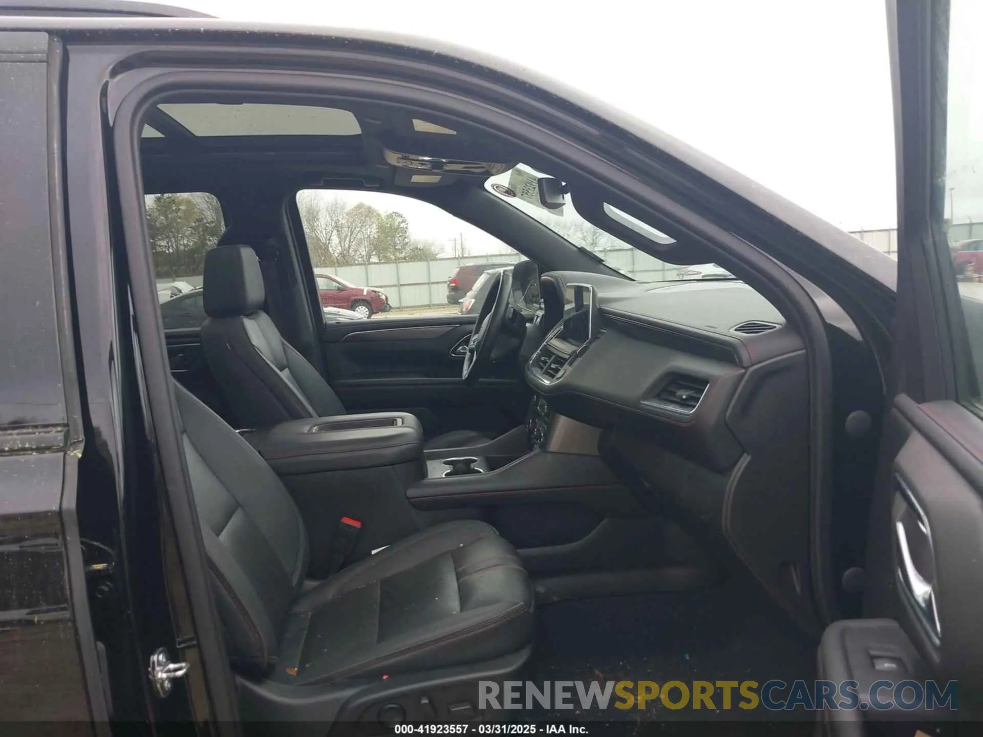 5 fotografías del automóvil dañado 1GNSKEKDXPR270480 CHEVROLET SUBURBAN 2023