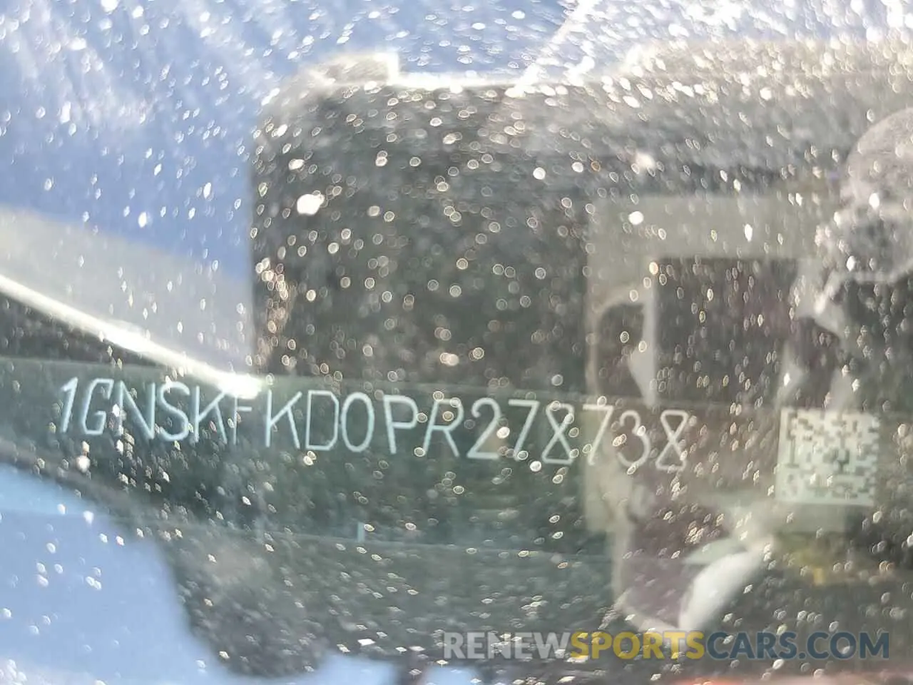 13 fotografías del automóvil dañado 1GNSKFKD0PR278738 CHEVROLET SUBURBAN 2023