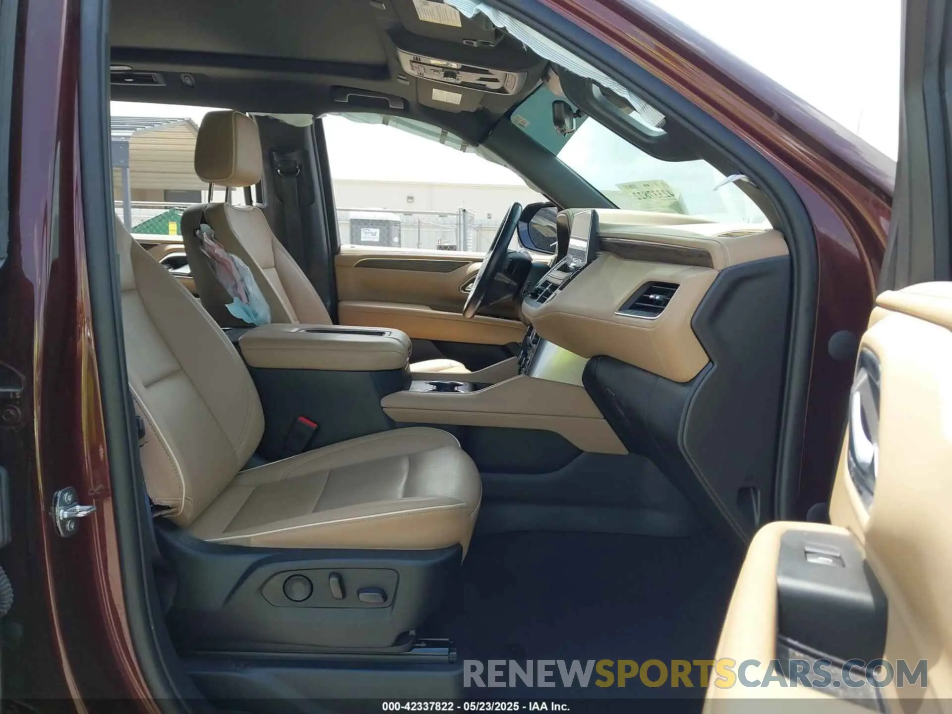 5 fotografías del automóvil dañado 1GNSKFKD3PR125156 CHEVROLET SUBURBAN 2023