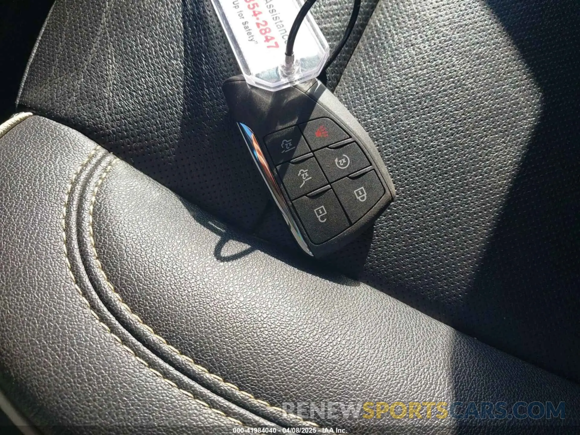 11 fotografías del automóvil dañado 1GNSKFKD4PR375702 CHEVROLET SUBURBAN 2023