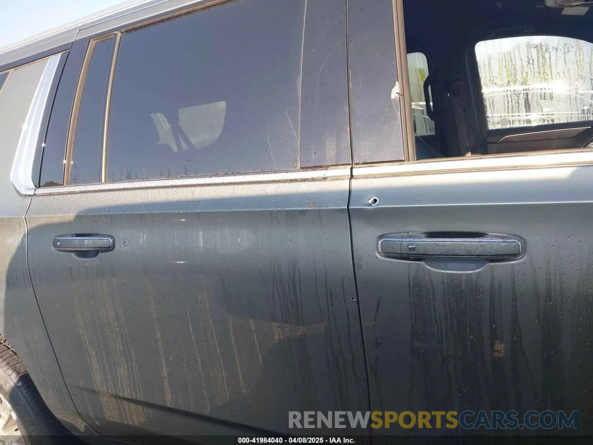 13 fotografías del automóvil dañado 1GNSKFKD4PR375702 CHEVROLET SUBURBAN 2023