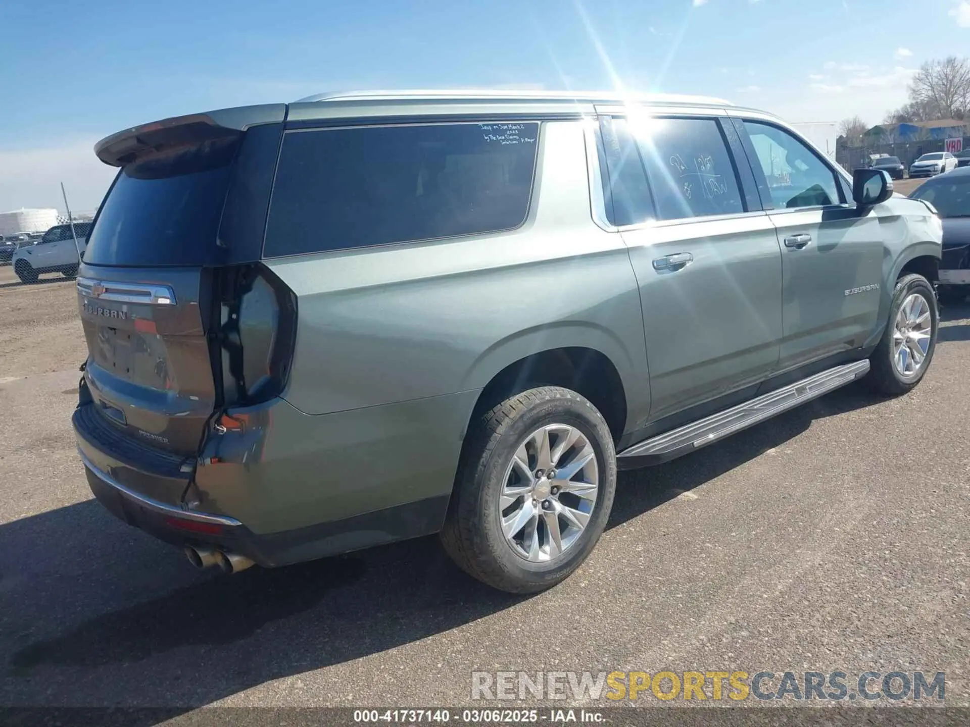 4 fotografías del automóvil dañado 1GNSKFKD5PR306002 CHEVROLET SUBURBAN 2023