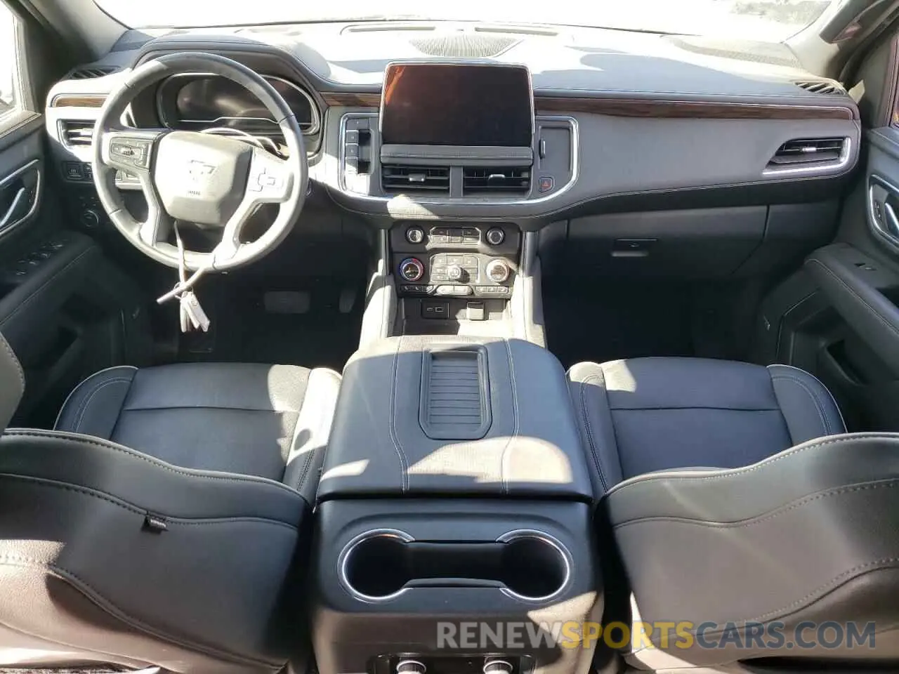 8 fotografías del automóvil dañado 1GNSKFKD5PR539443 CHEVROLET SUBURBAN 2023