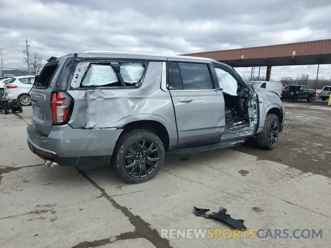 3 fotografías del automóvil dañado 1GNSKFKD6PR329370 CHEVROLET SUBURBAN 2023