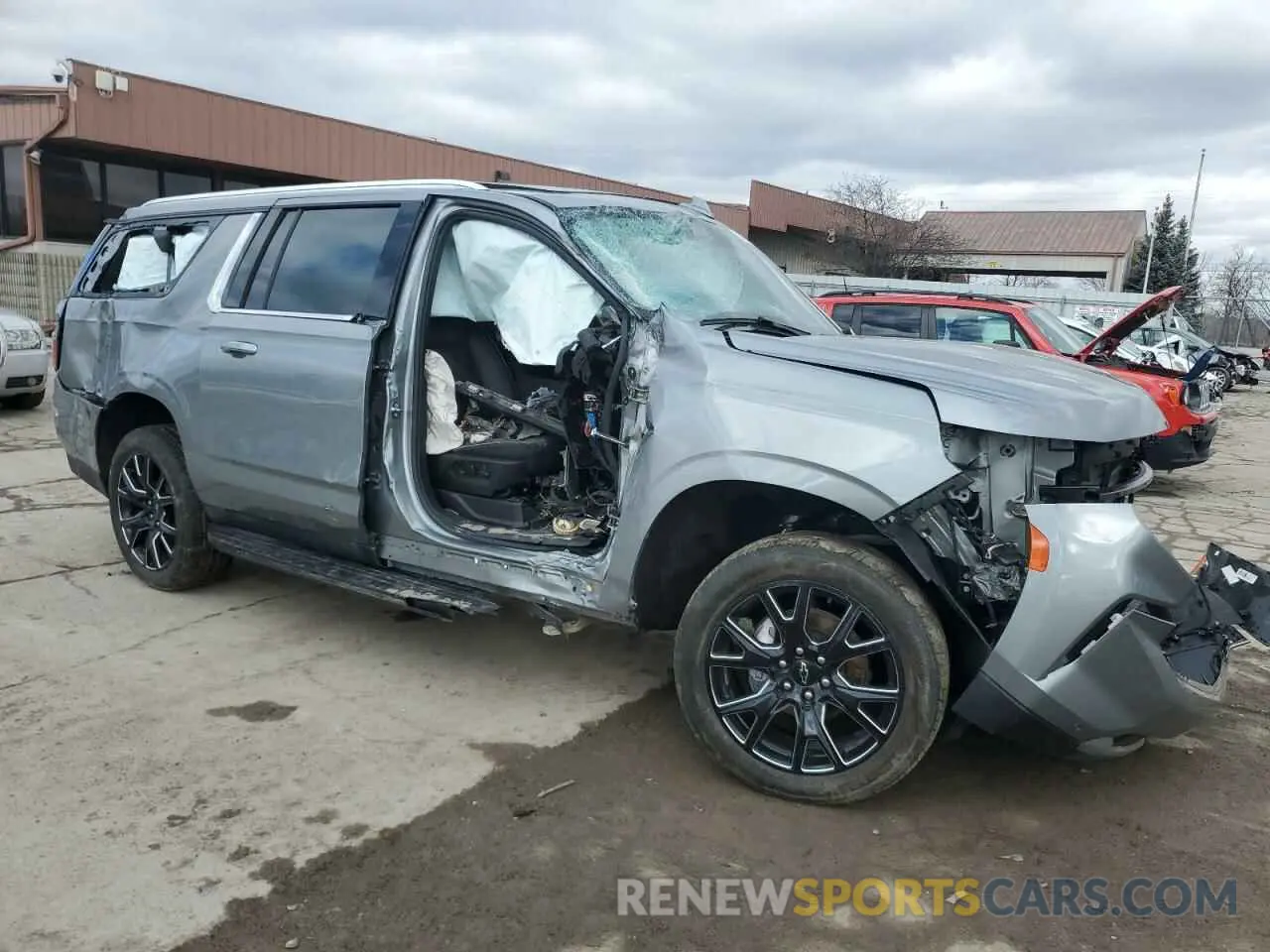 4 fotografías del automóvil dañado 1GNSKFKD6PR329370 CHEVROLET SUBURBAN 2023