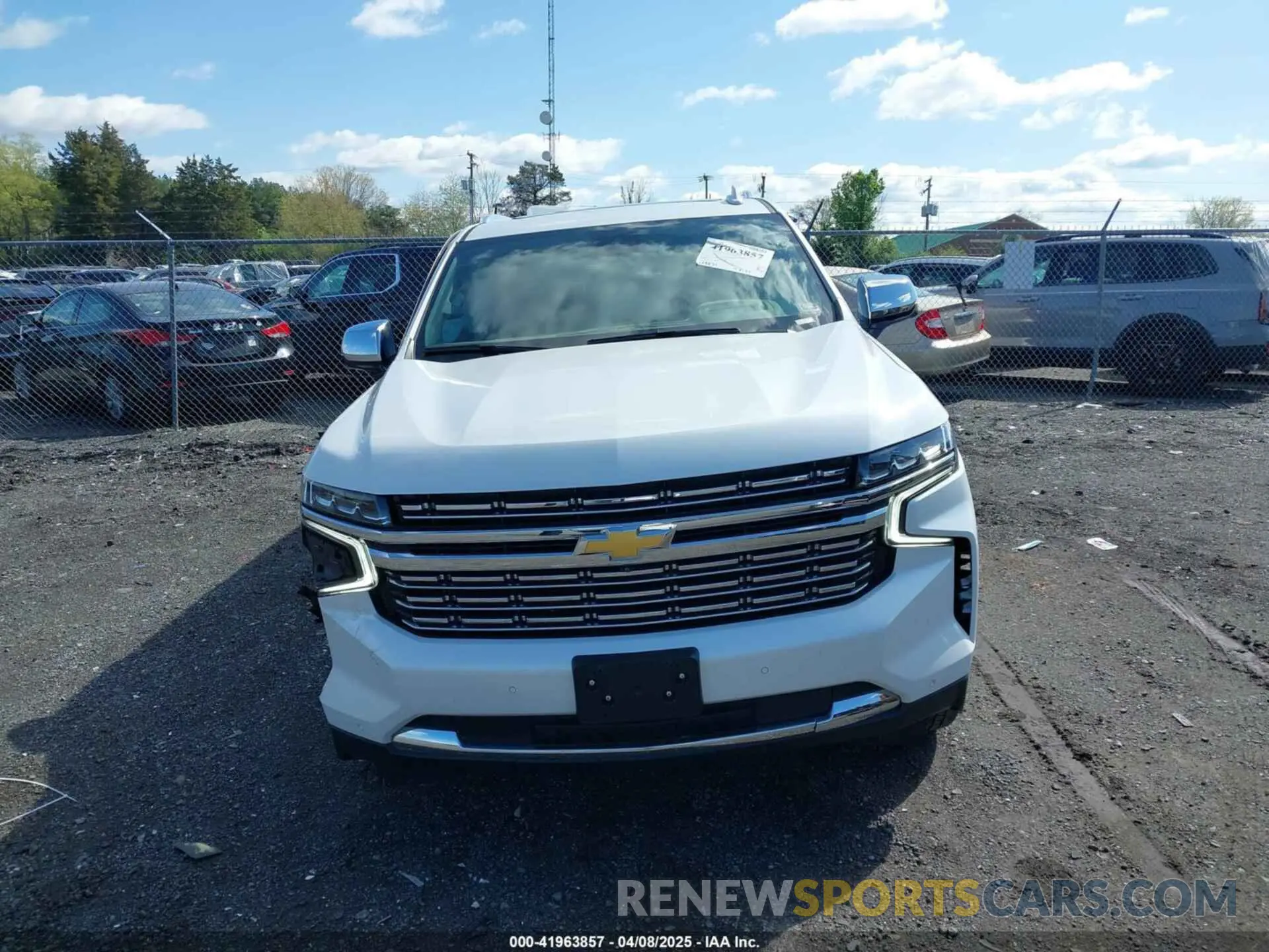 12 fotografías del automóvil dañado 1GNSKFKD6PR521145 CHEVROLET SUBURBAN 2023
