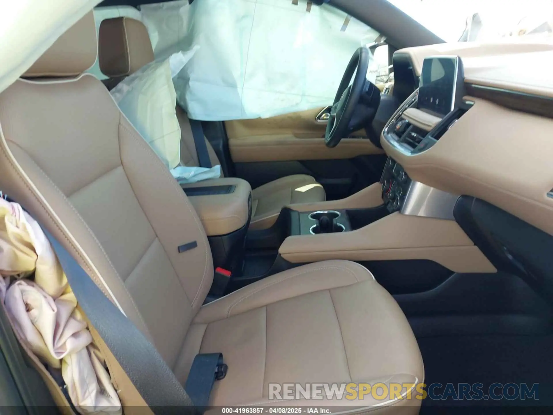 5 fotografías del automóvil dañado 1GNSKFKD6PR521145 CHEVROLET SUBURBAN 2023