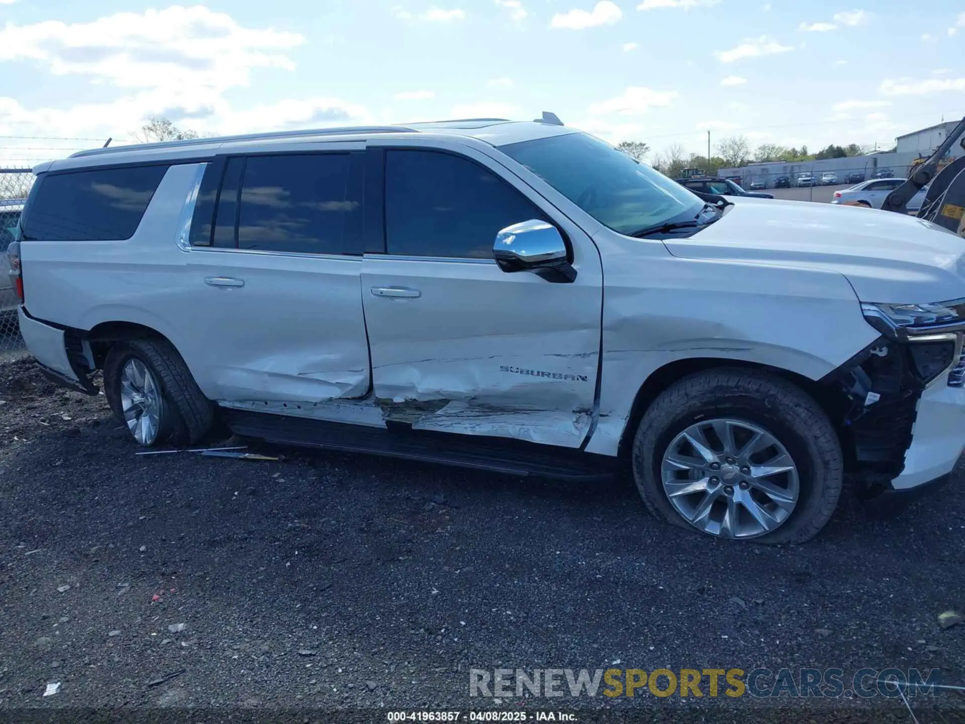6 fotografías del automóvil dañado 1GNSKFKD6PR521145 CHEVROLET SUBURBAN 2023