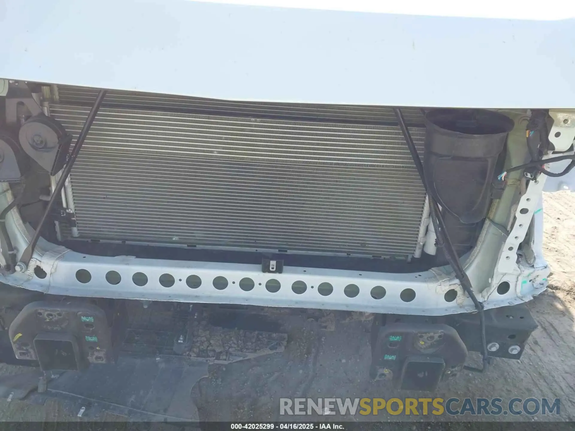 17 fotografías del automóvil dañado 1GNSKFKD8PR328768 CHEVROLET SUBURBAN 2023