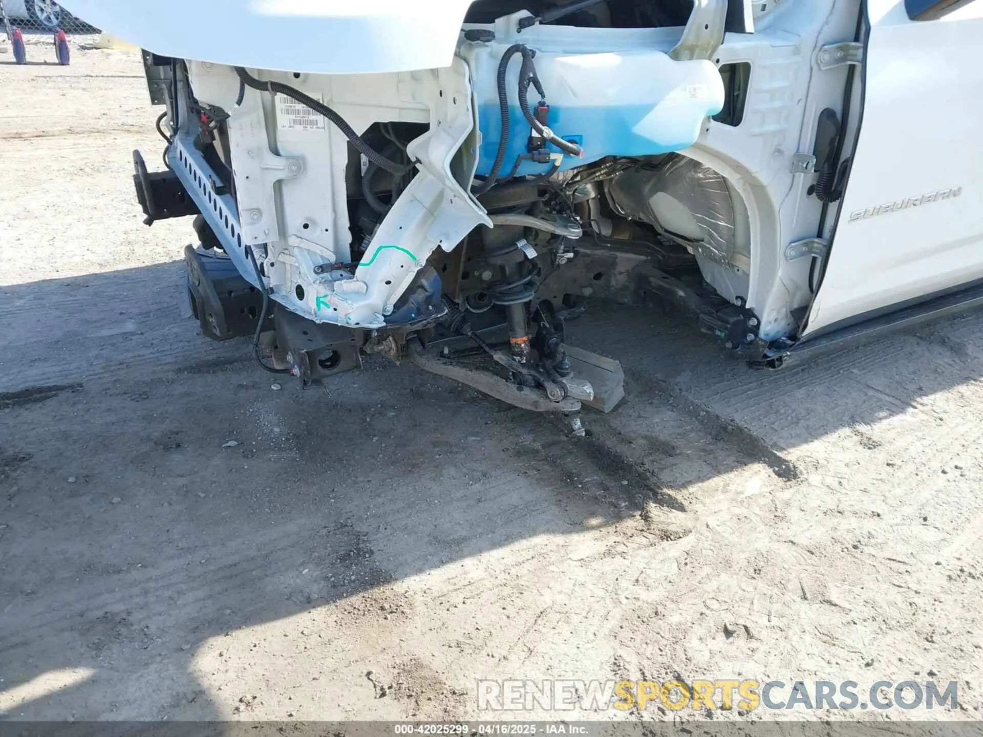 6 fotografías del automóvil dañado 1GNSKFKD8PR328768 CHEVROLET SUBURBAN 2023