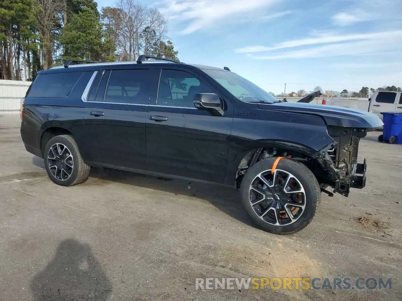 4 fotografías del automóvil dañado 1GNSKGKL0PR174859 CHEVROLET SUBURBAN 2023
