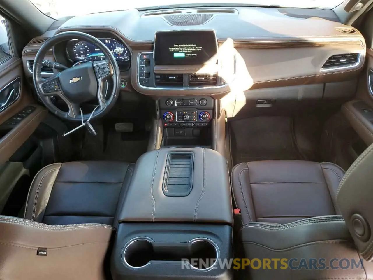 8 fotografías del automóvil dañado 1GNSKGKLXPR107167 CHEVROLET SUBURBAN 2023