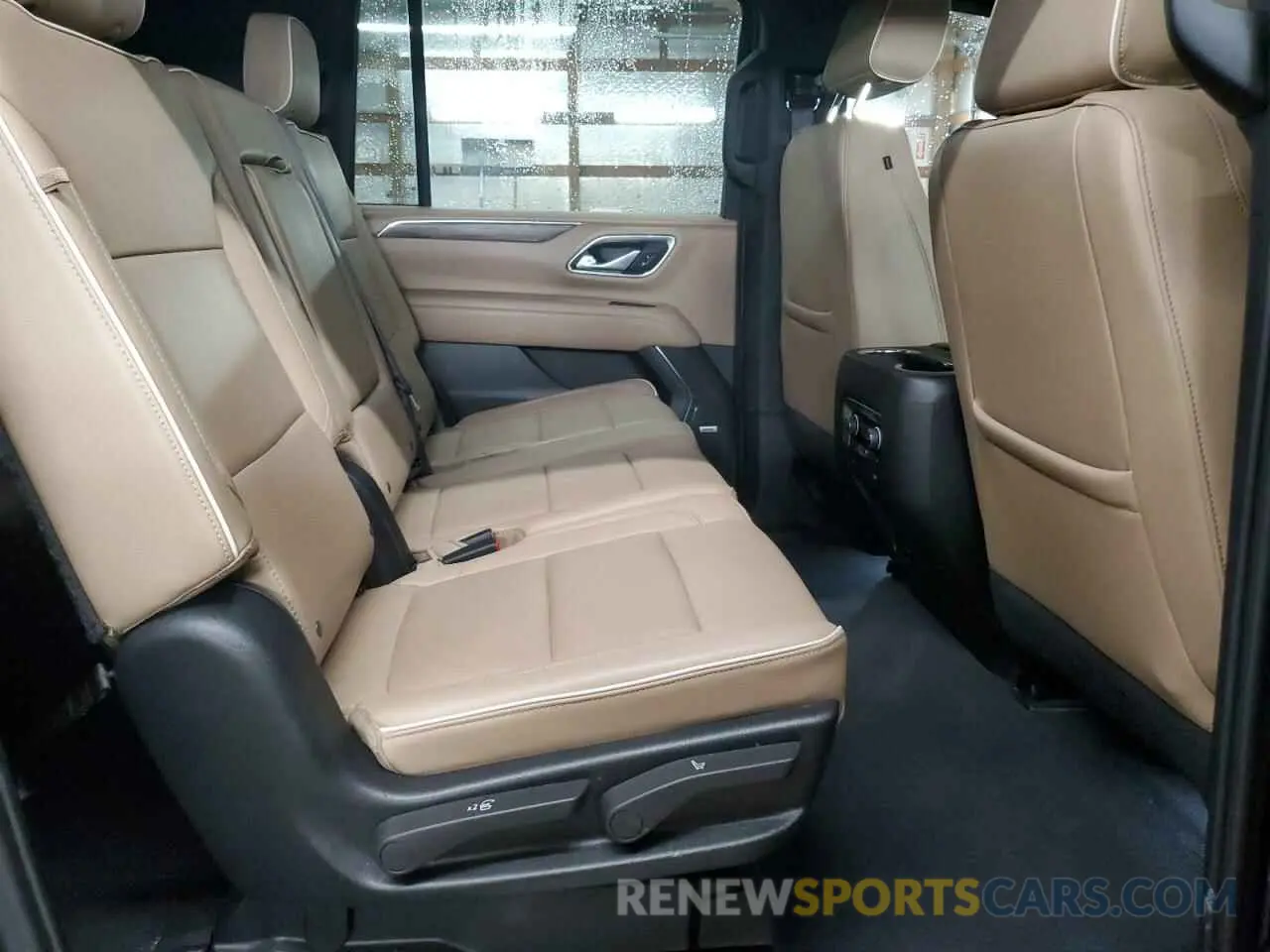 11 fotografías del automóvil dañado 1GNSCFKD4RR179579 CHEVROLET SUBURBAN 2024