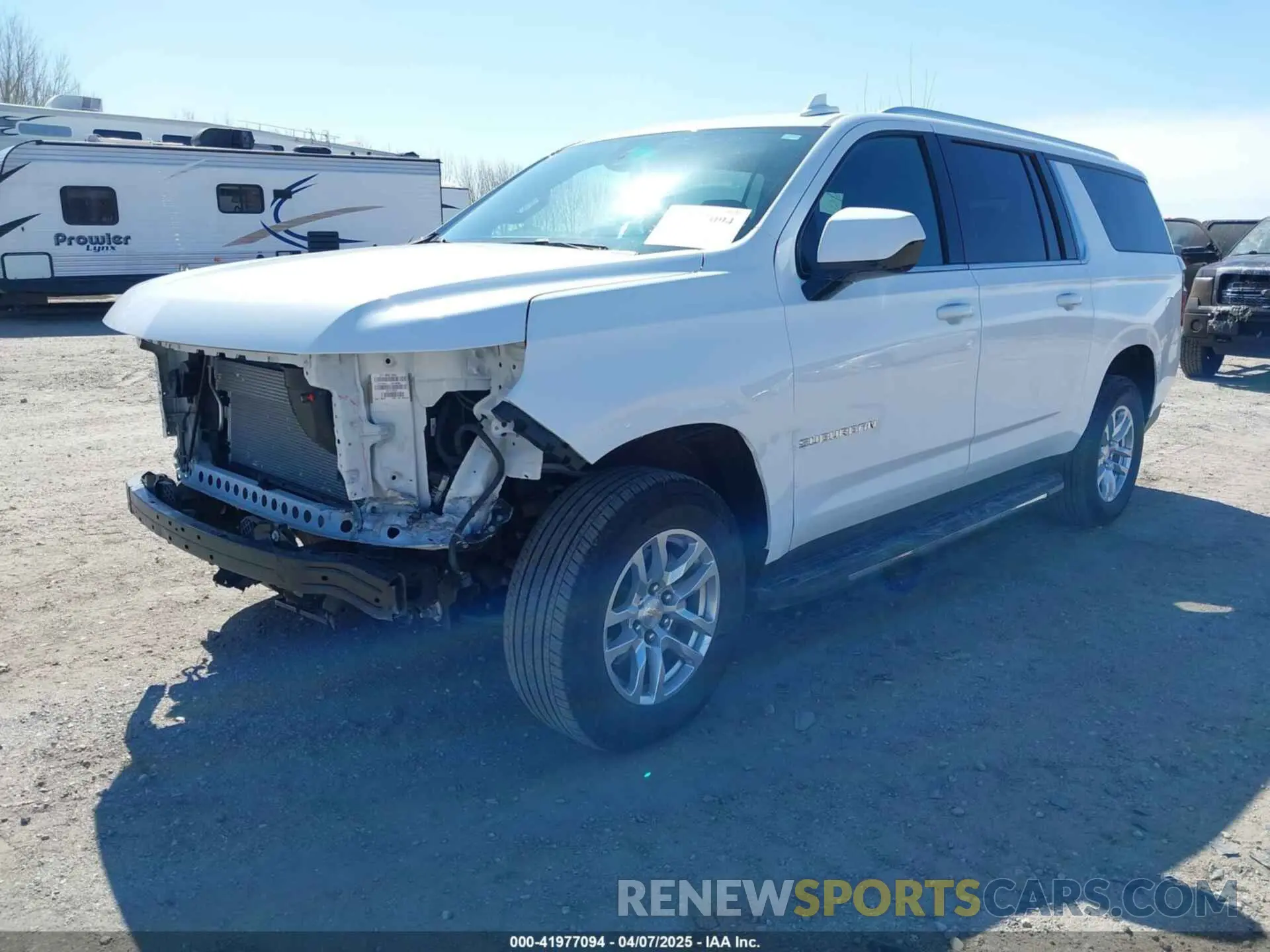 2 fotografías del automóvil dañado 1GNSKCKD3RR270408 CHEVROLET SUBURBAN 2024