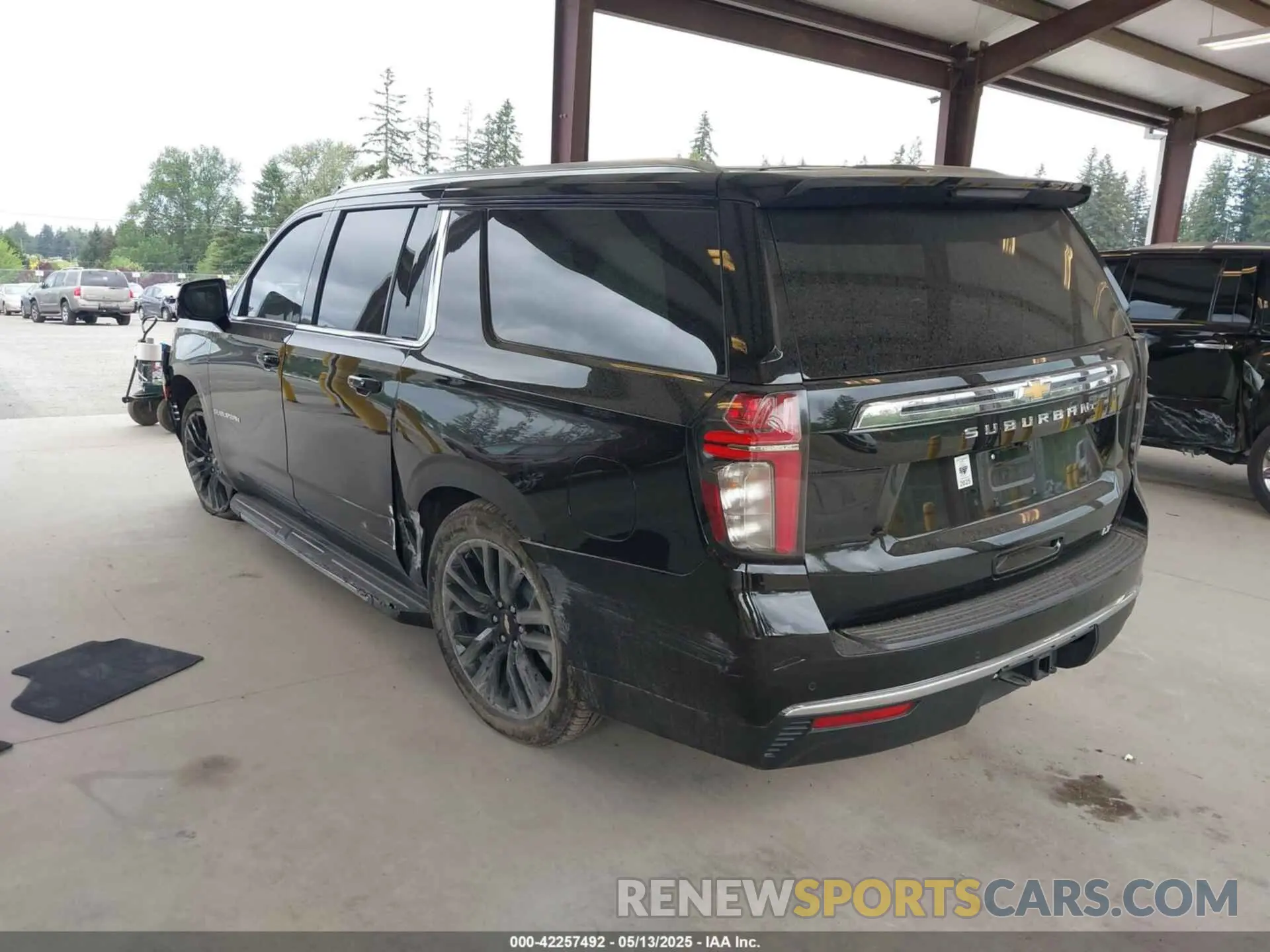 3 fotografías del automóvil dañado 1GNSKCKD6RR291852 CHEVROLET SUBURBAN 2024