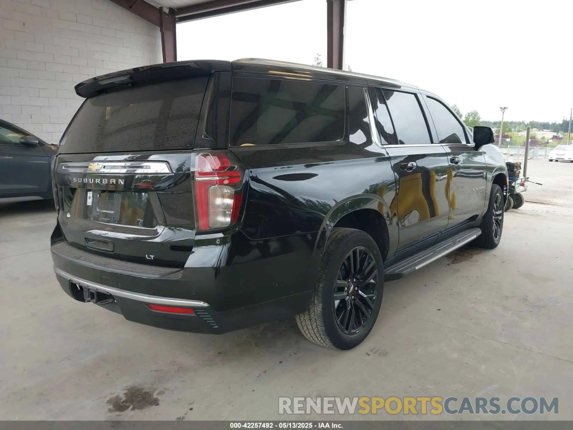 4 fotografías del automóvil dañado 1GNSKCKD6RR291852 CHEVROLET SUBURBAN 2024