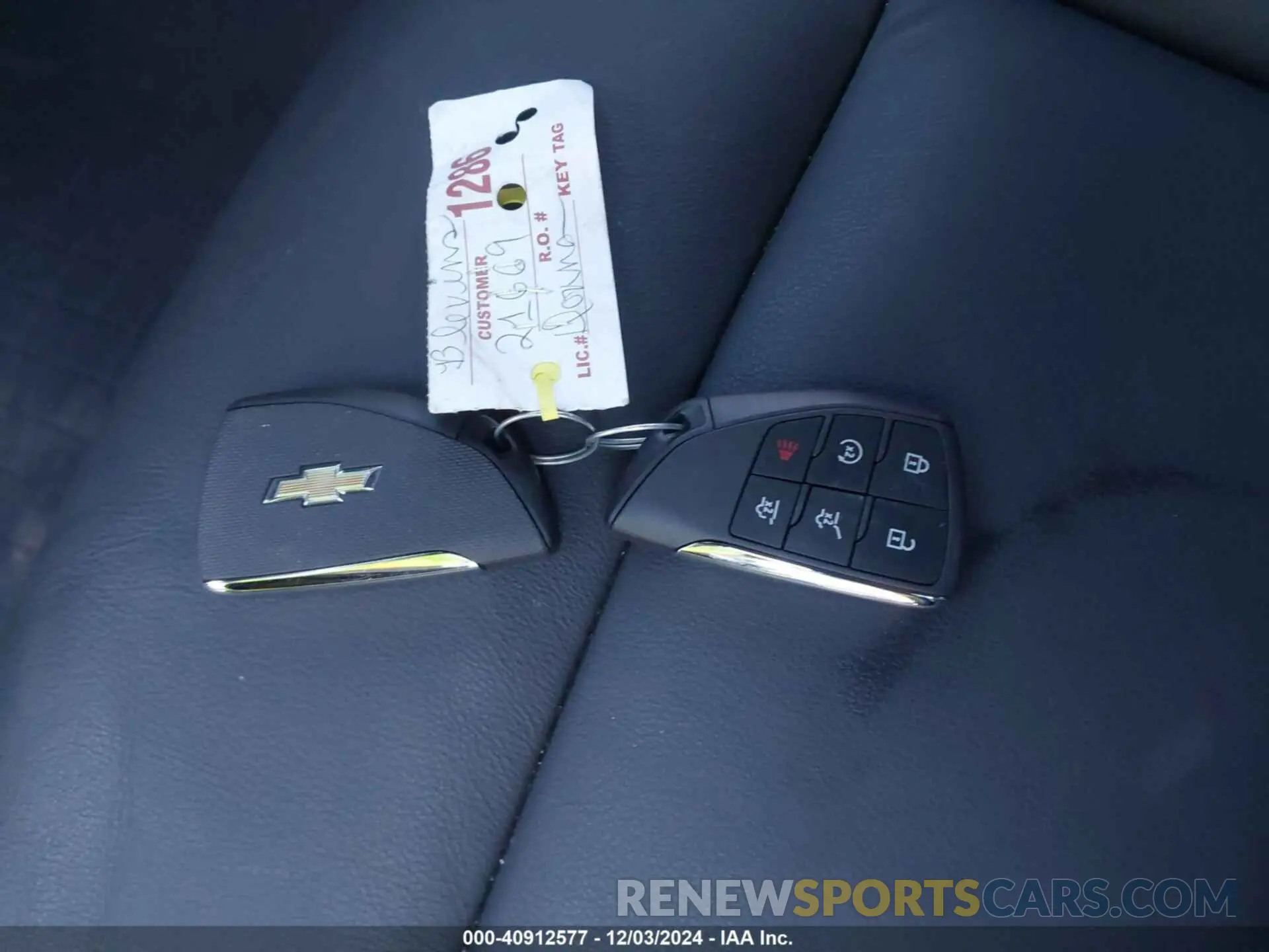 11 fotografías del automóvil dañado 1GNSKDKD1RR316405 CHEVROLET SUBURBAN 2024