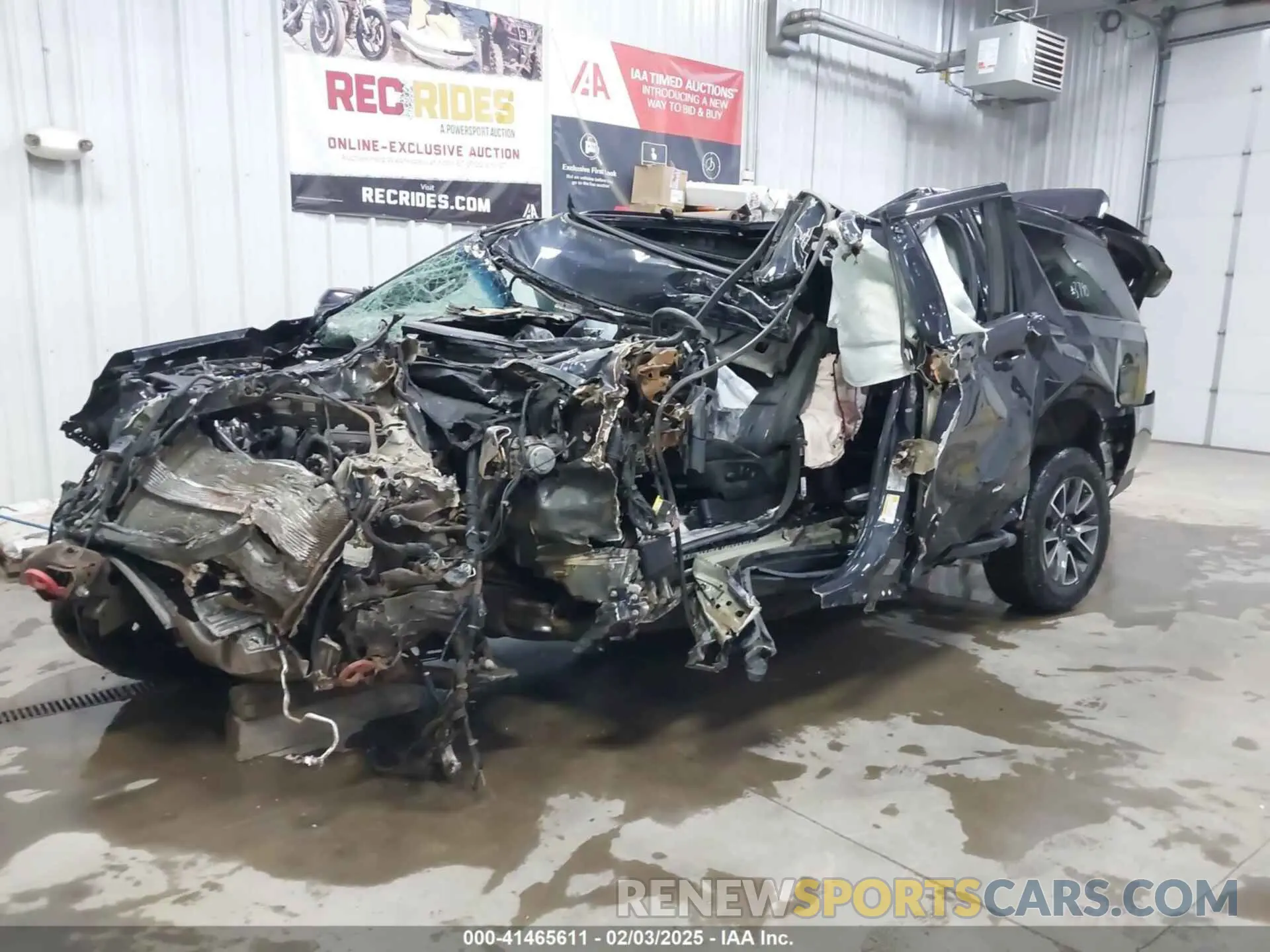 2 fotografías del automóvil dañado 1GNSKDKD2RR203790 CHEVROLET SUBURBAN 2024