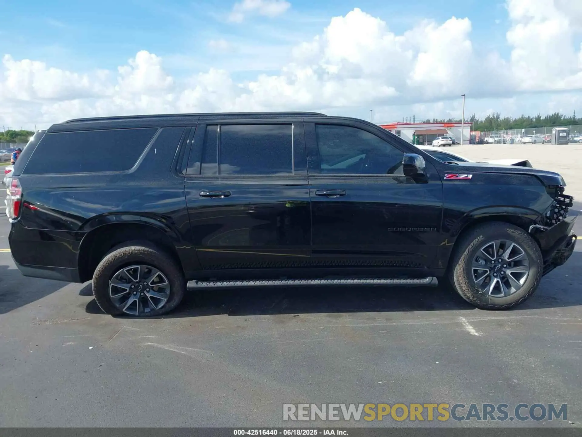 14 fotografías del automóvil dañado 1GNSKDKD6RR120945 CHEVROLET SUBURBAN 2024