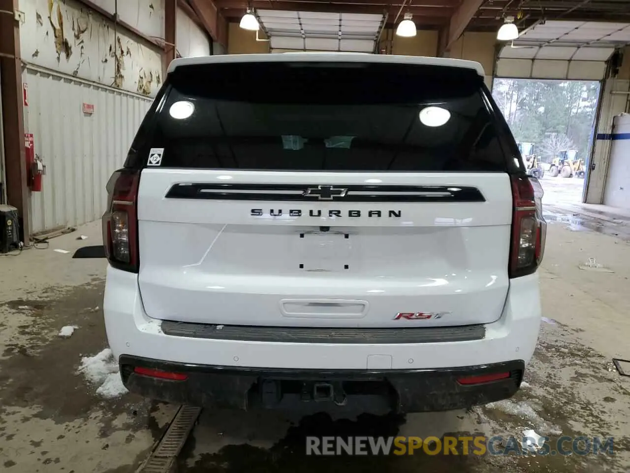 6 fotografías del automóvil dañado 1GNSKEKD5RR263892 CHEVROLET SUBURBAN 2024