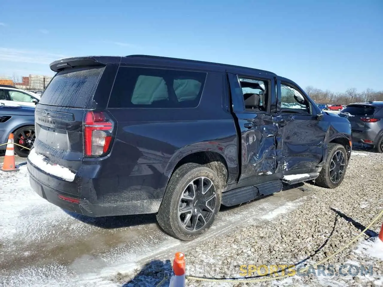3 fotografías del automóvil dañado 1GNSKEKD5RR404251 CHEVROLET SUBURBAN 2024