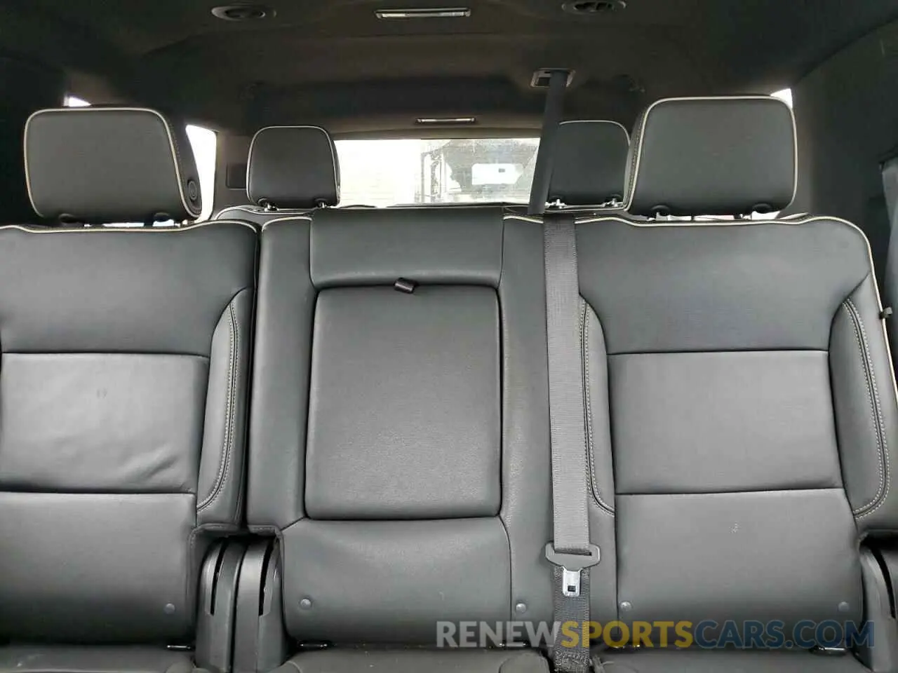 10 fotografías del automóvil dañado 1GNSKFKD2RR132294 CHEVROLET SUBURBAN 2024