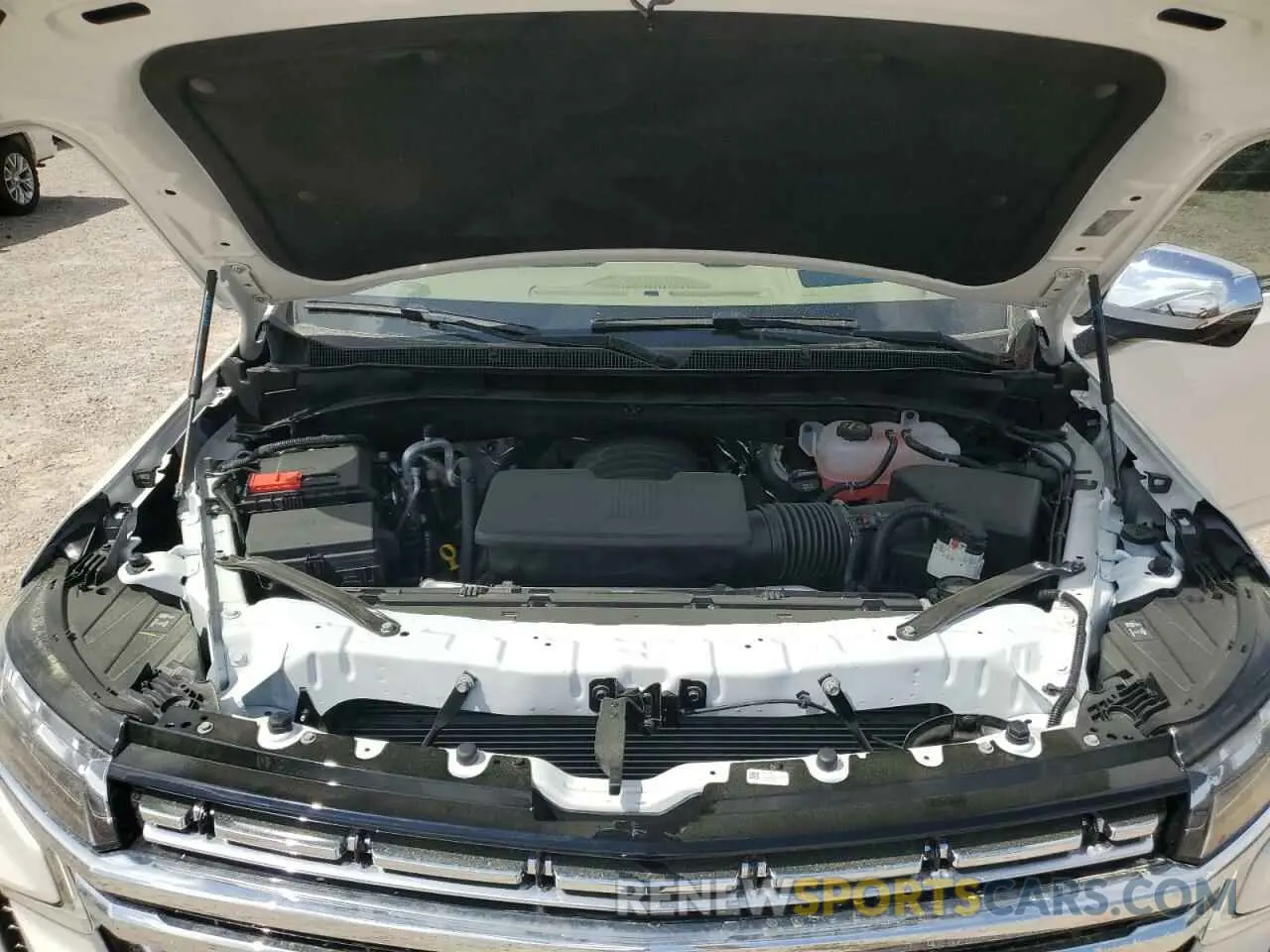 12 fotografías del automóvil dañado 1GNSKFKD7RR200413 CHEVROLET SUBURBAN 2024
