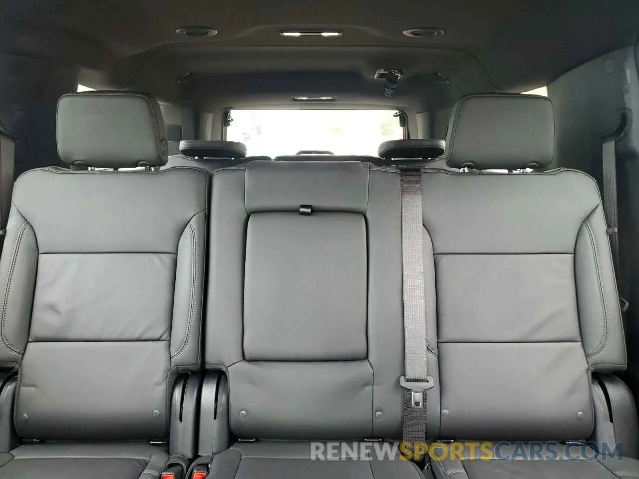 10 fotografías del automóvil dañado 1GNS6CRD6SR177897 CHEVROLET SUBURBAN 2025