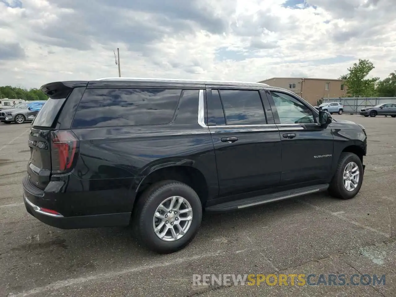 3 fotografías del automóvil dañado 1GNS6CRD6SR177897 CHEVROLET SUBURBAN 2025