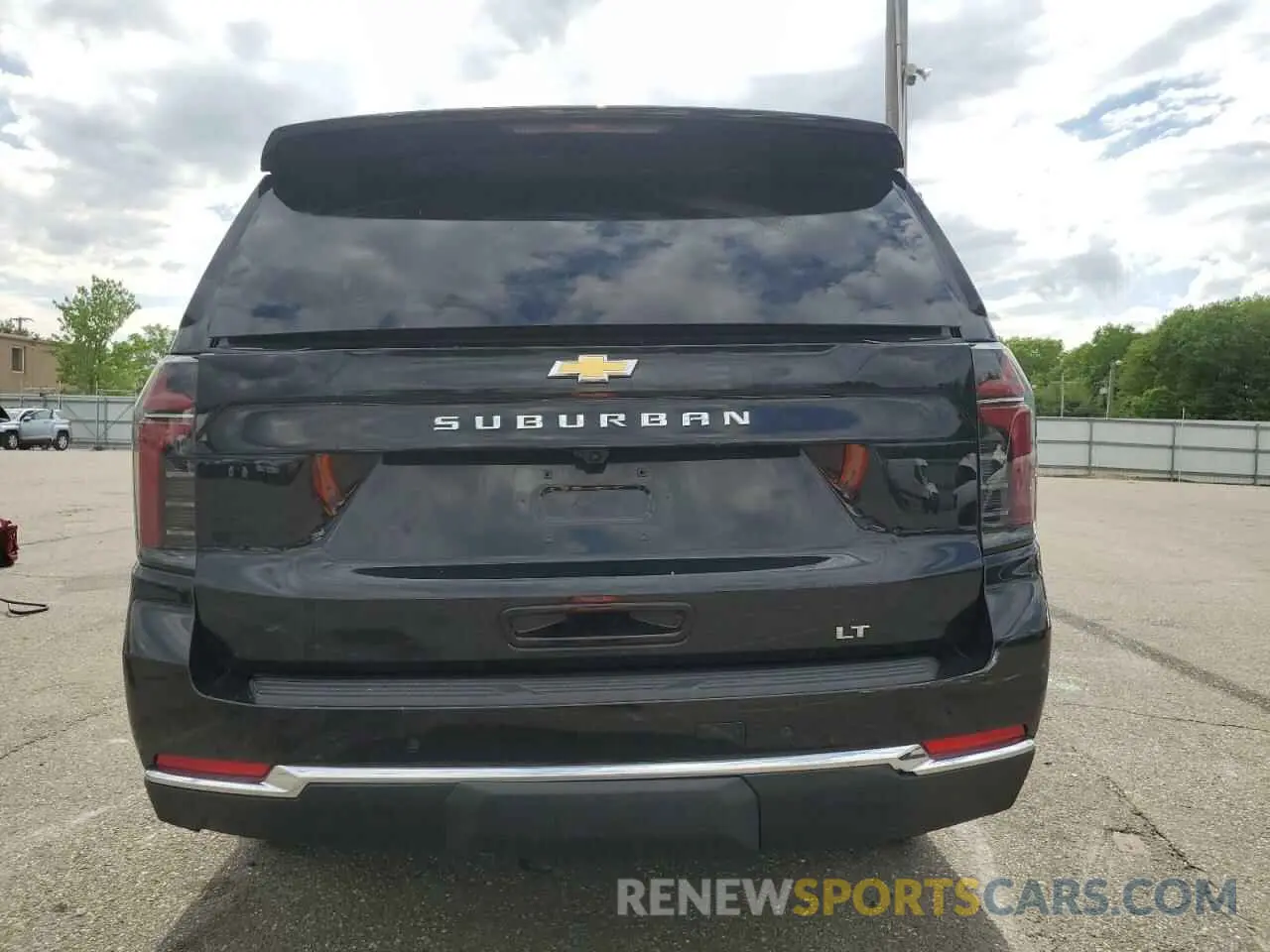 6 fotografías del automóvil dañado 1GNS6CRD6SR177897 CHEVROLET SUBURBAN 2025