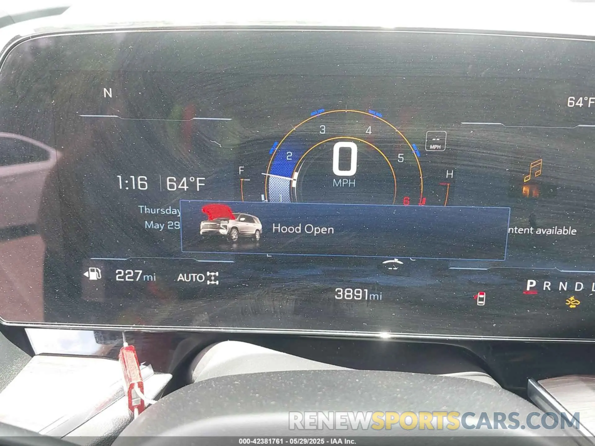 15 fotografías del automóvil dañado 1GNS6DRD3SR228259 CHEVROLET SUBURBAN 2025