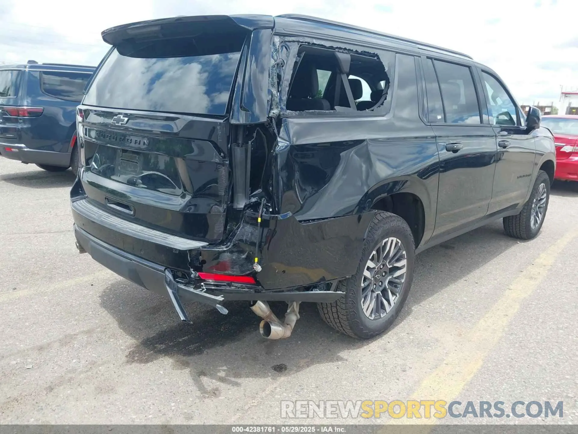 4 fotografías del automóvil dañado 1GNS6DRD3SR228259 CHEVROLET SUBURBAN 2025
