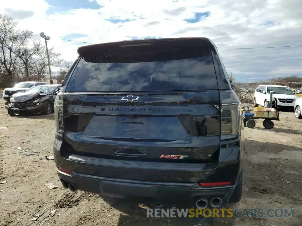 6 fotografías del automóvil dañado 1GNS6ERD0SR100843 CHEVROLET SUBURBAN 2025