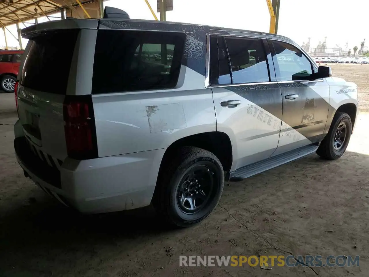 3 fotografías del automóvil dañado 1GNLCDEC1KR300067 CHEVROLET TAHOE 2019