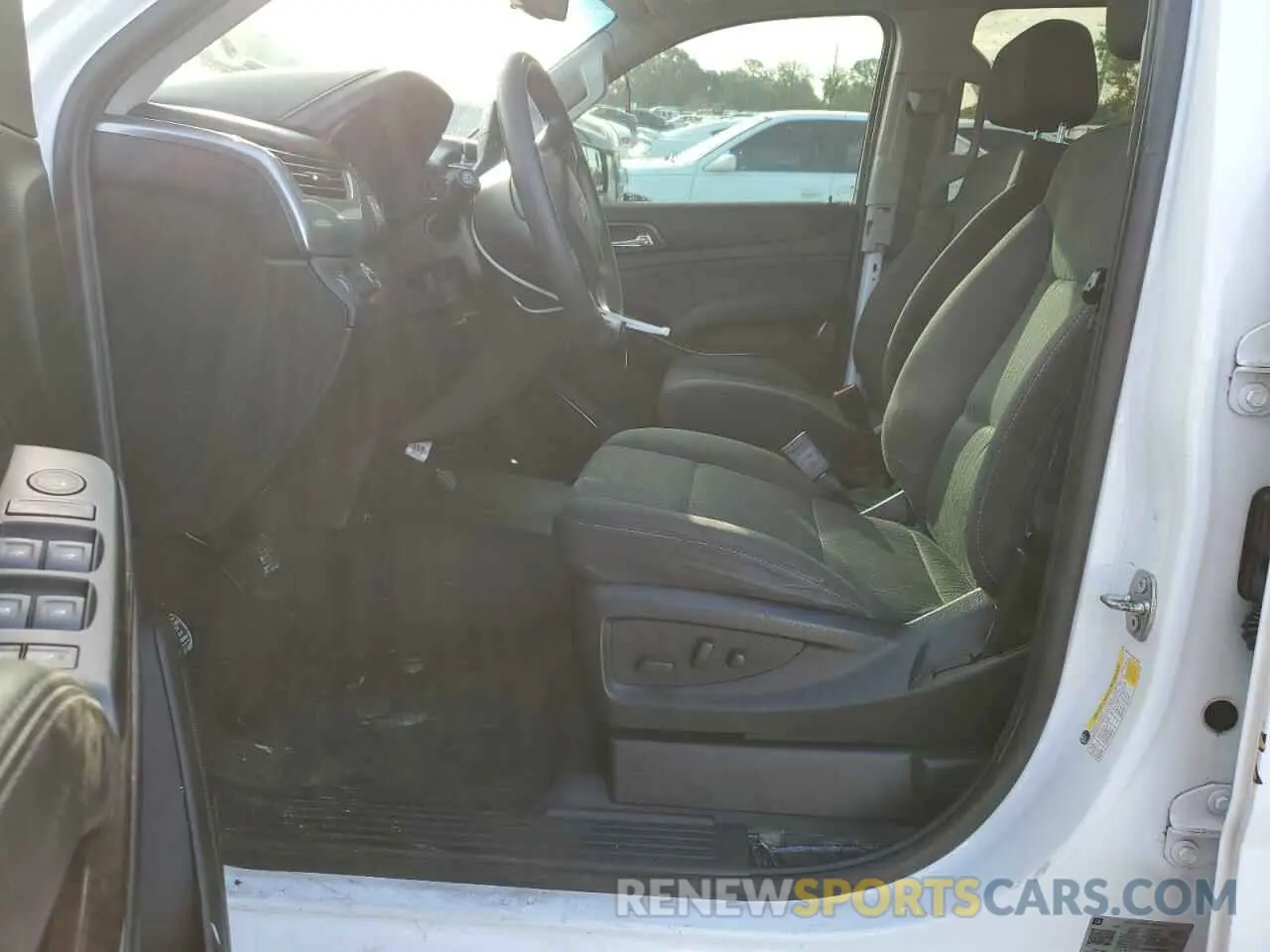 7 fotografías del automóvil dañado 1GNLCDEC4KR220035 CHEVROLET TAHOE 2019