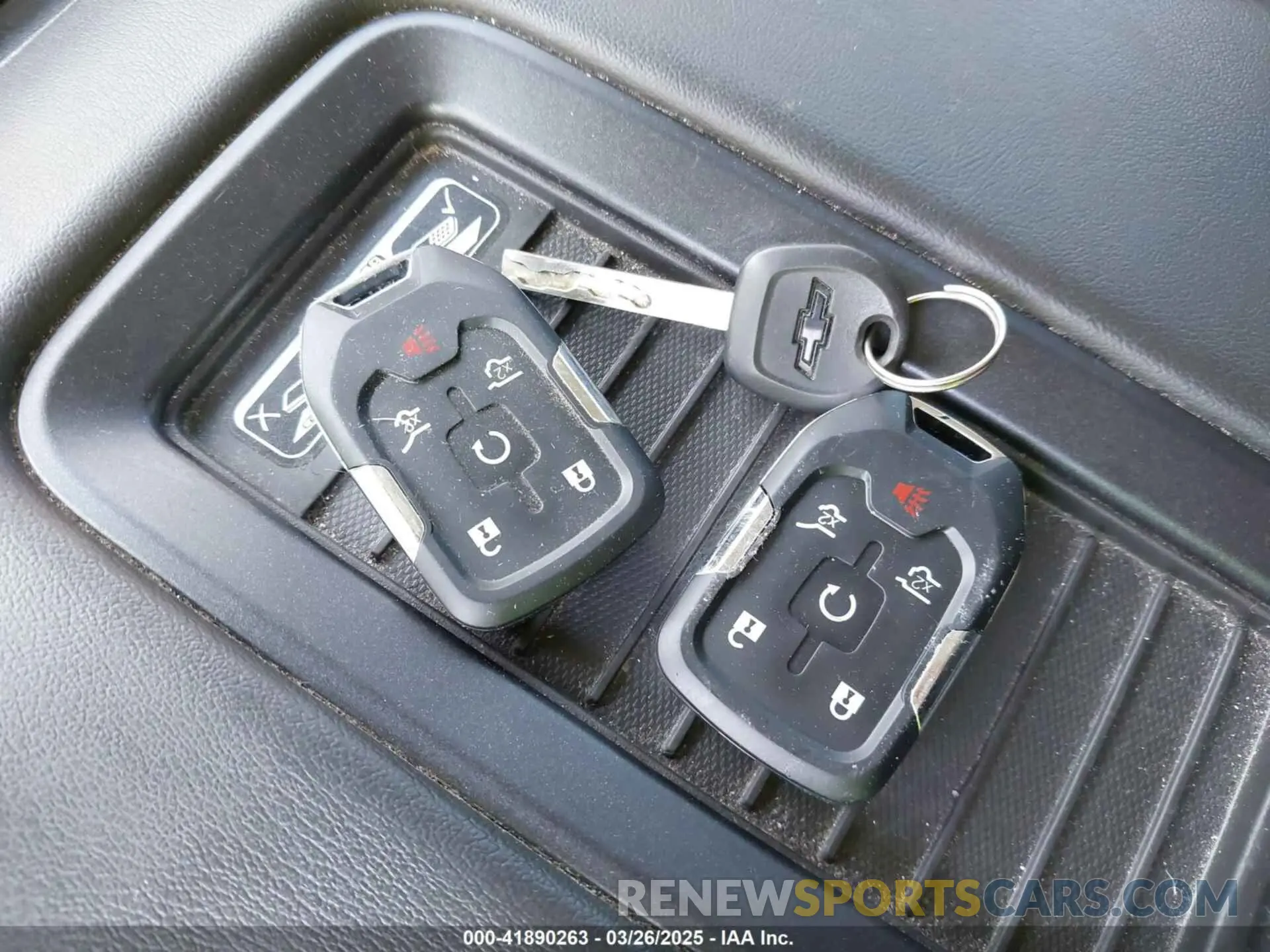 11 fotografías del automóvil dañado 1GNLCDECXKR133529 CHEVROLET TAHOE 2019