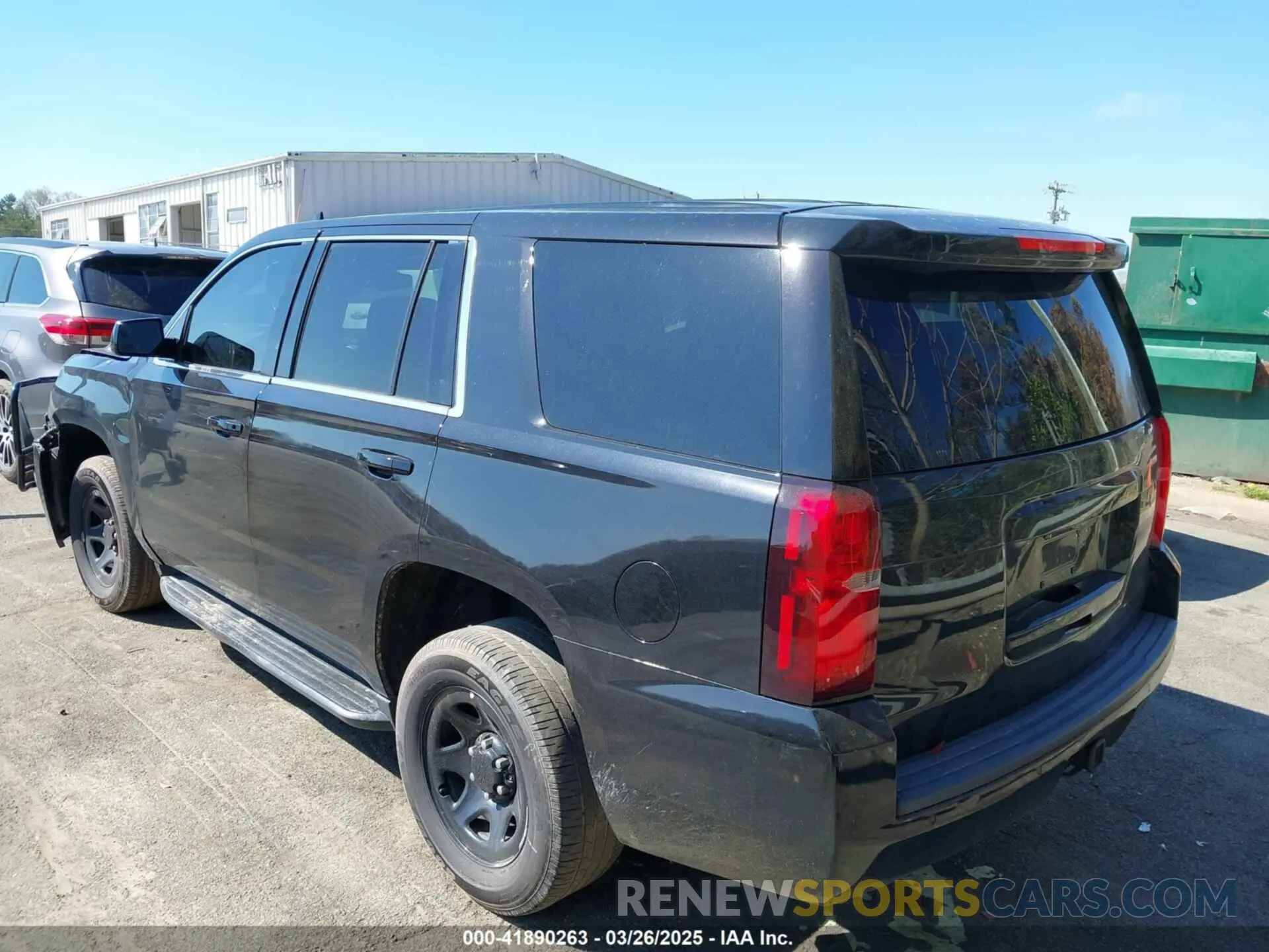 3 fotografías del automóvil dañado 1GNLCDECXKR133529 CHEVROLET TAHOE 2019